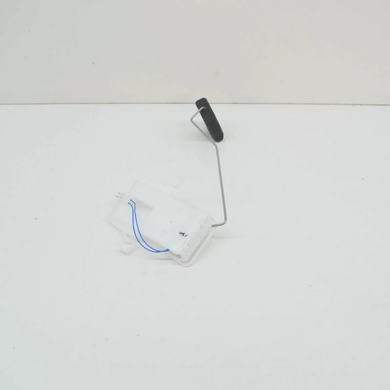 NEW MERCEDES-BENZ SLK R171 FUEL GAUGE SENDING UNIT A1715420617