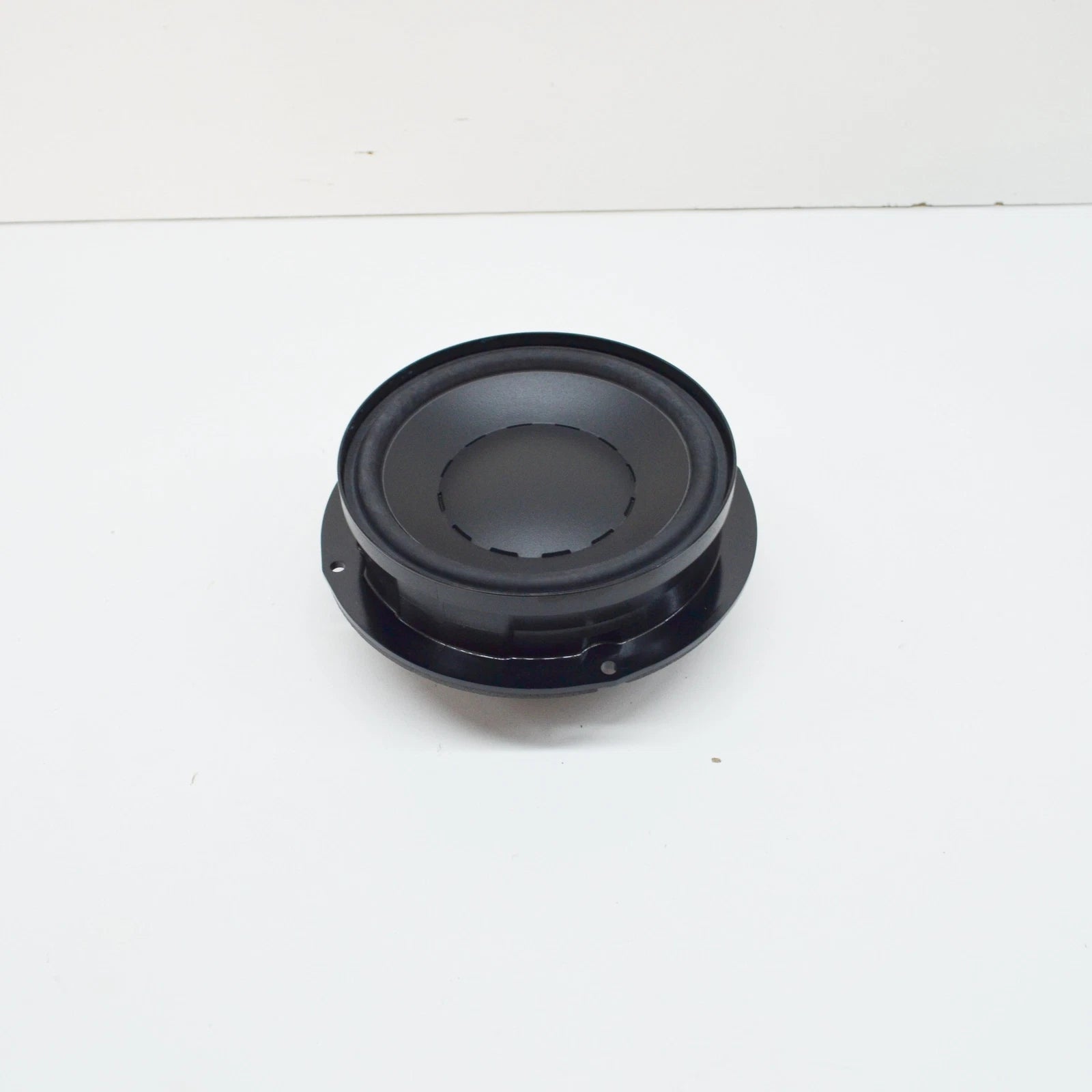 NEW VOLKSWAGEN CC REAR DOOR MID-RANGE BASS SPEAKER 3C0035453B ORIGINAL