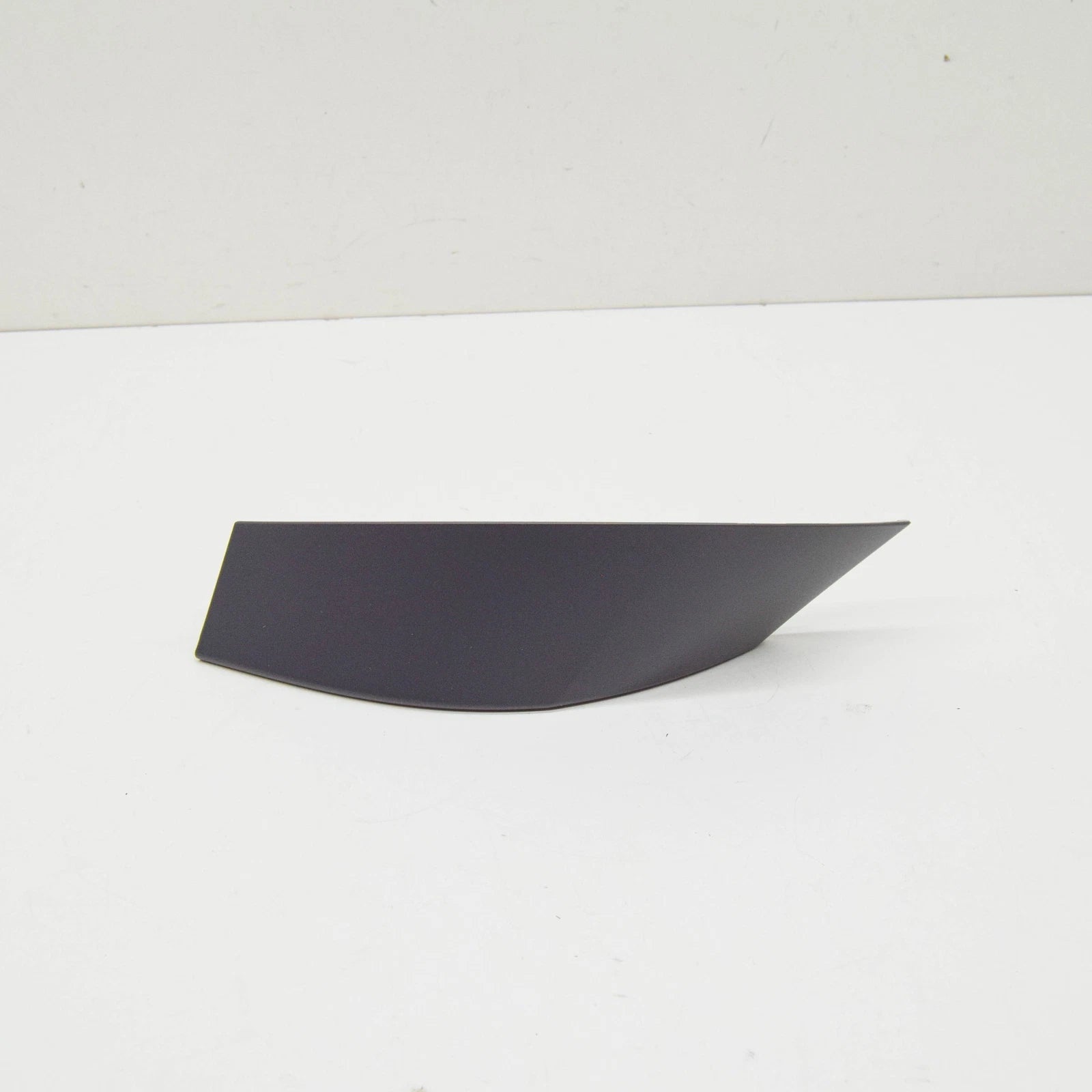 NEW BMW I8 I12 FRONT LEFT MIRROR OUTER ENTRY TRIM 51167393271 ORIGINAL