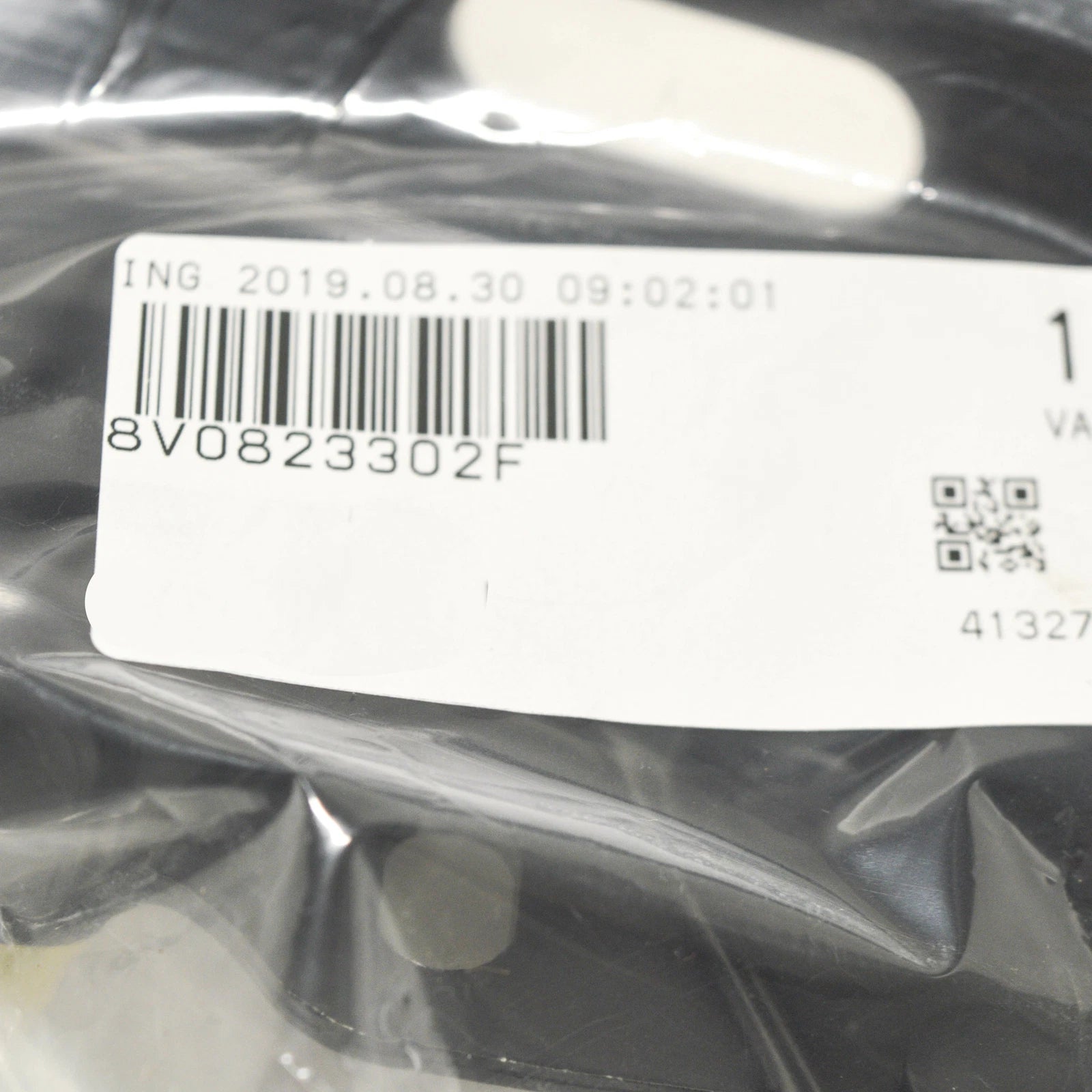 NEW AUDI A3 8PA FRONT BONNET LID RIGHT SIDE HINGE 8V0823302F 2013