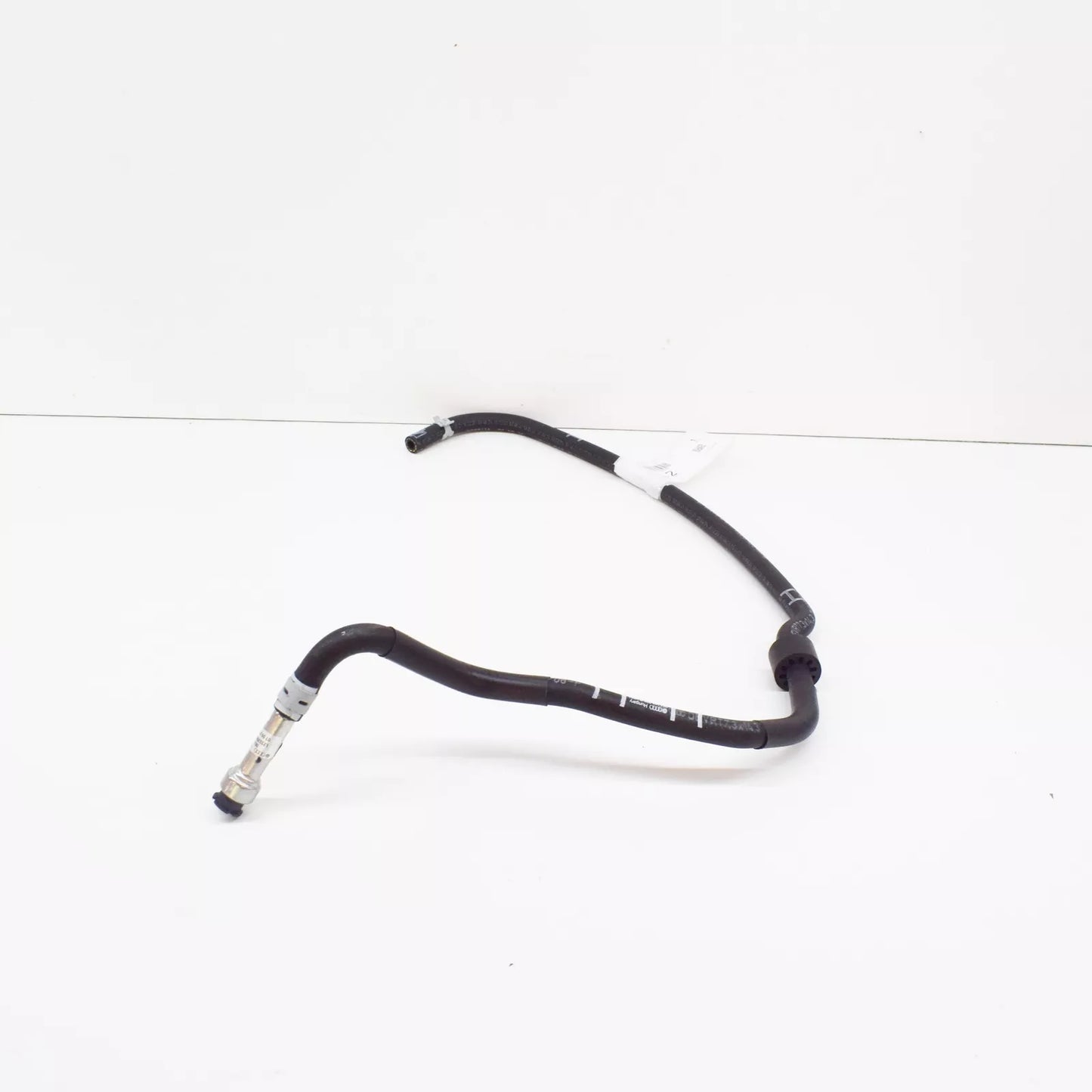 NEW VOLKSWAGEN BEETLE A5 FUEL HOSE 06J133986R