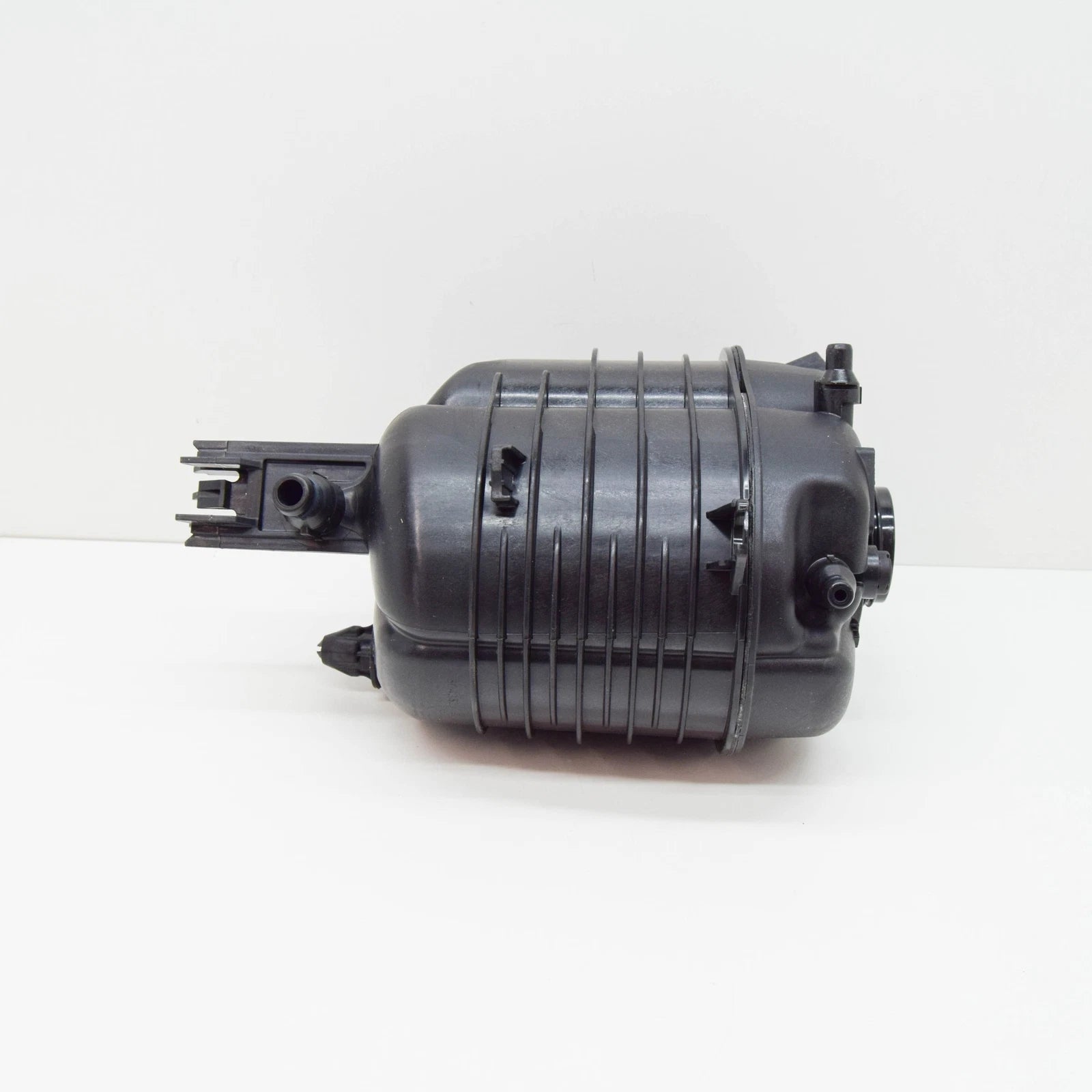 NEW BMW 3 G20, G28 EXPANSION TANK 8610652 17138610652 ORIGINAL