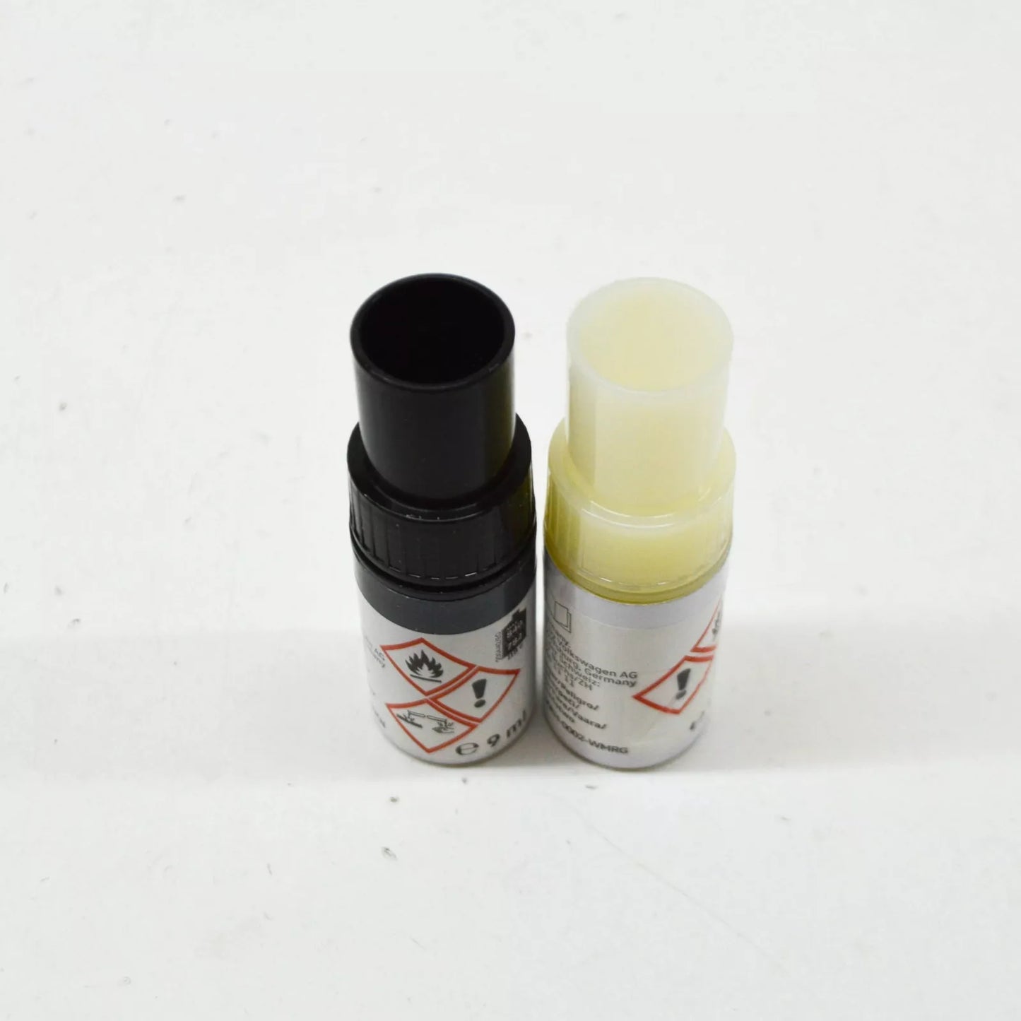 NEW VW AUDI ISLAND GREY PEARL EFFECT TOUCH UP PAINT SET LST0P2K7X ORIGINAL