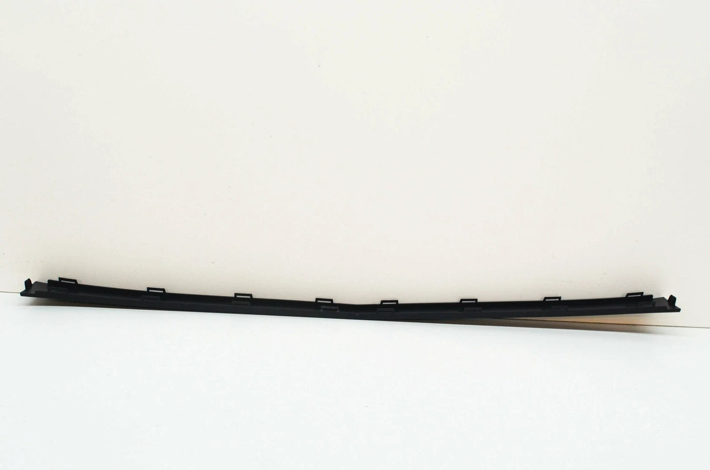 NEW MERCEDES-BENZ GLA H247 FRONT BUMPER CENTER TRIM A2478855005