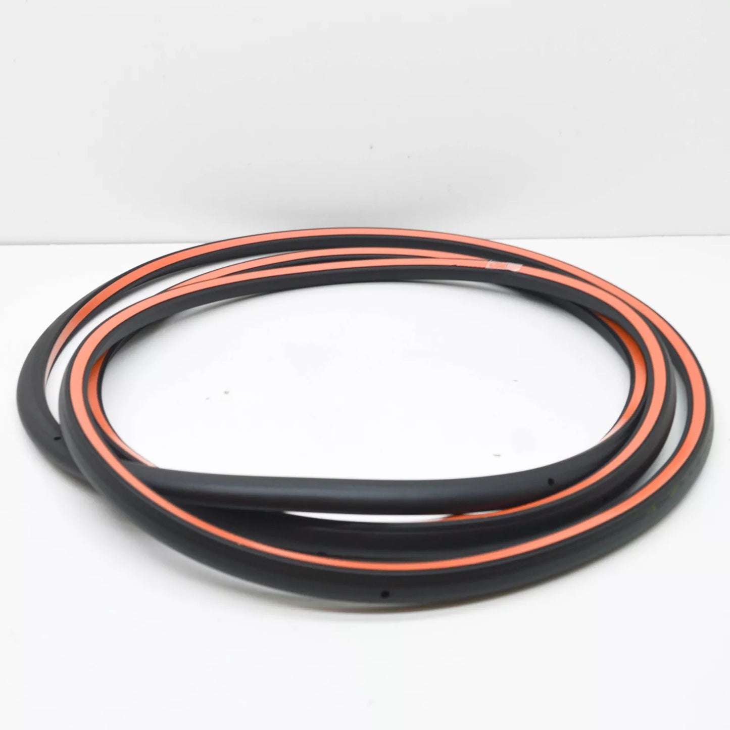 NEW AUDI Q5 8R REAR RIGHT DOOR SEAL RUBBER 8R0839912L