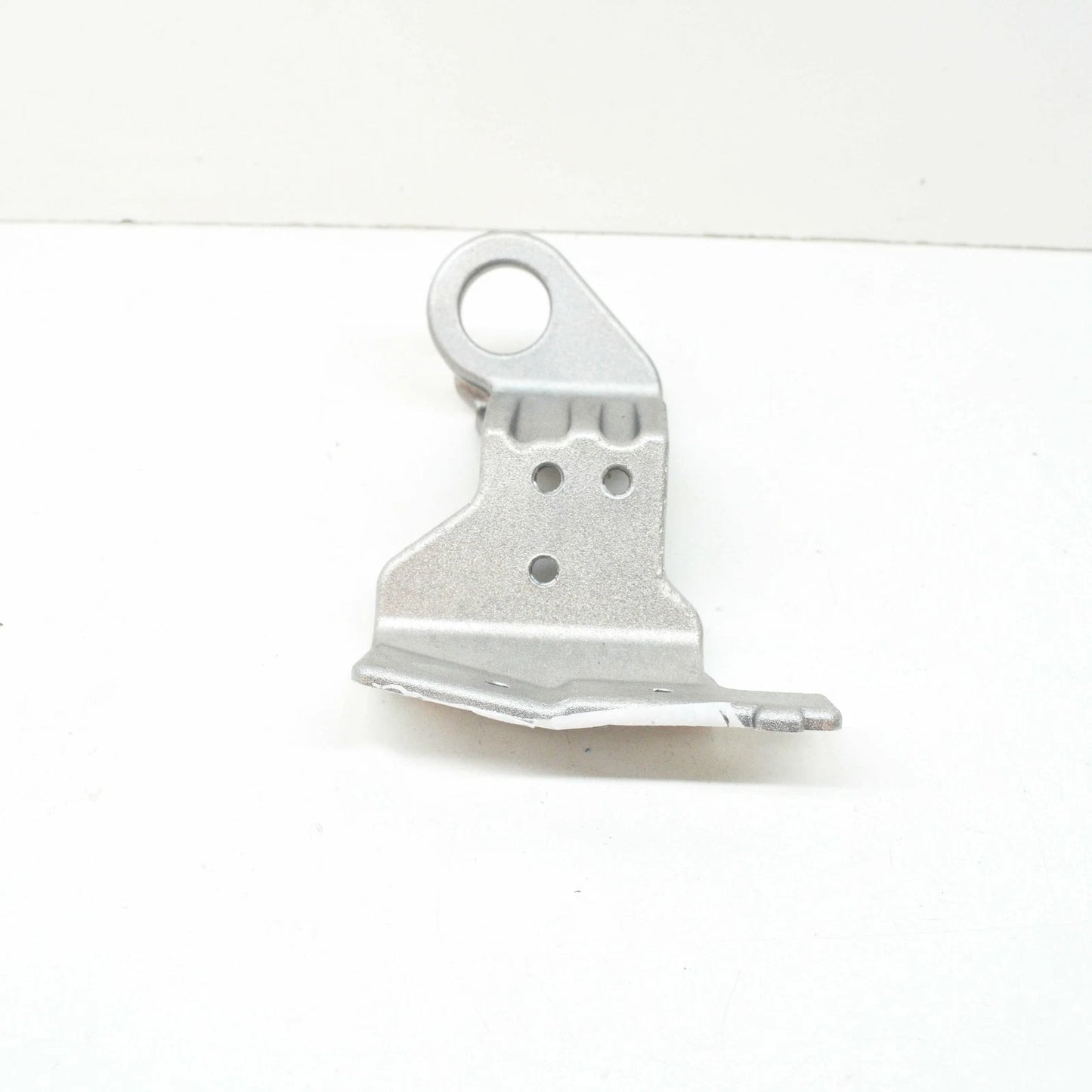 NEW MB E W213 LEFT RADIATOR LOWER HOLDER A2135052100