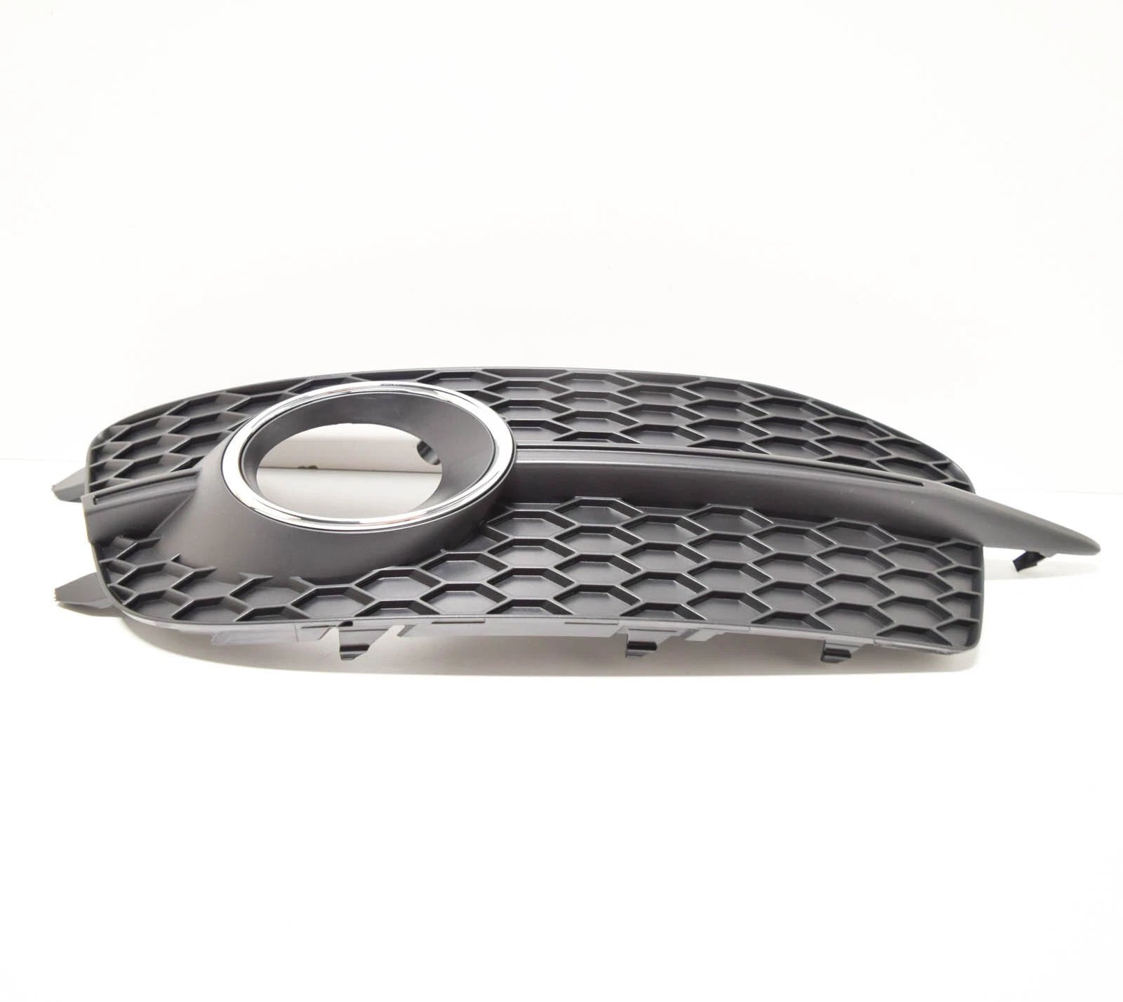 NEW AUDI Q3 8U LEFT FOG LIGHT GRILLE 8U0807681DSP9 8U0807681D