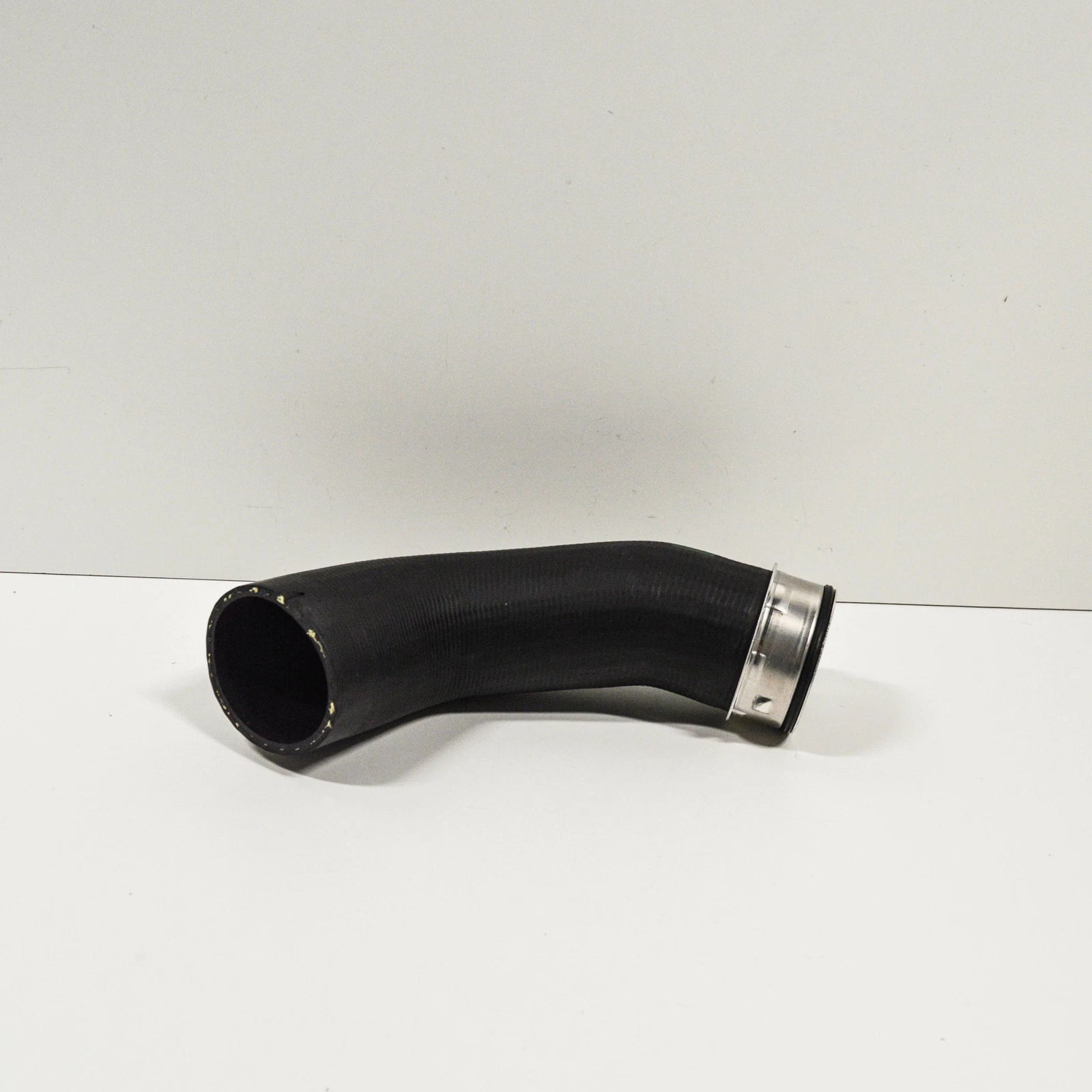 NEW VW TRANSPORTER T5 CHARGE AIR COOLER PRESSURE HOSE 7E0145790