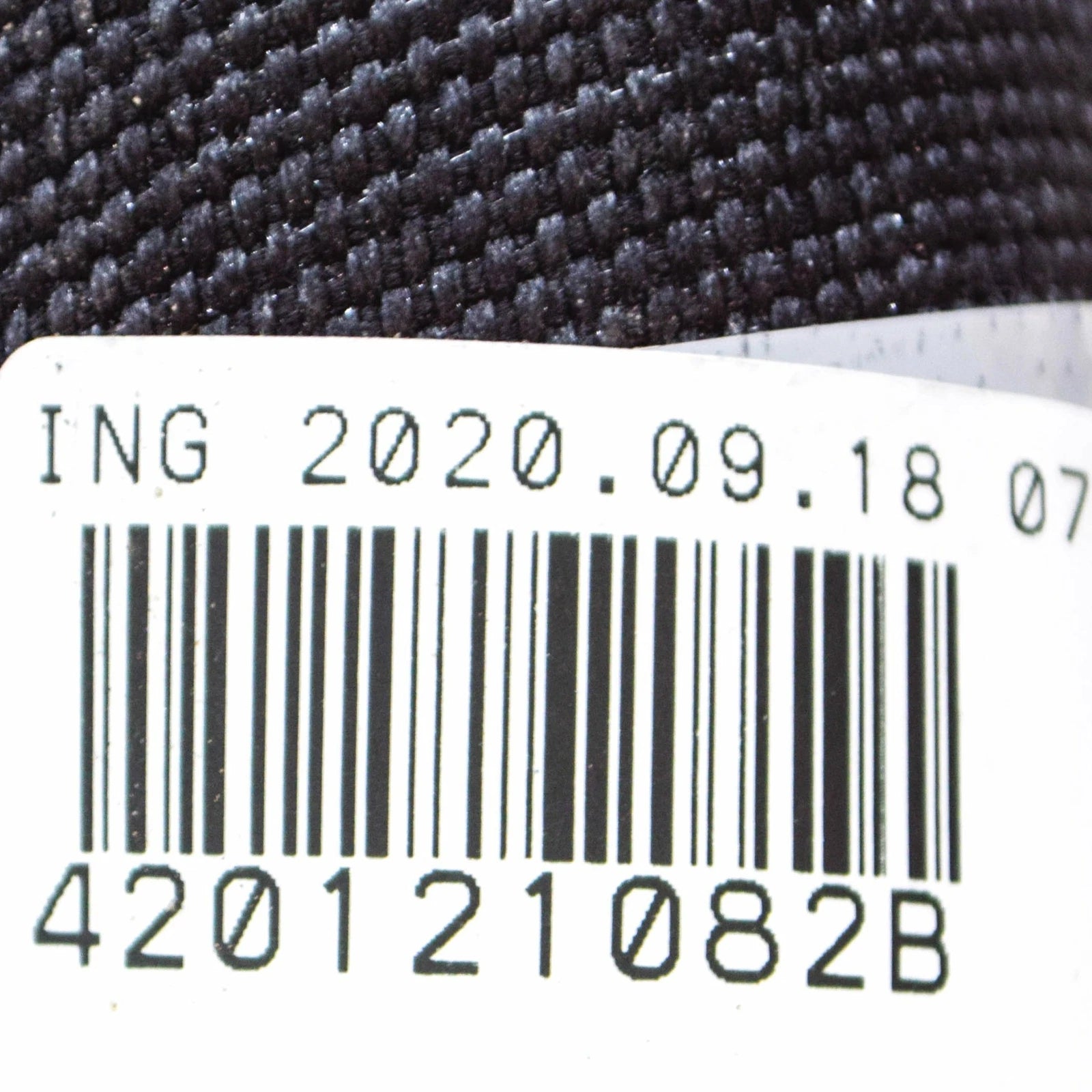 NEW AUDI R8 42 COOLANT PIPE HOSE 420121082B 2015