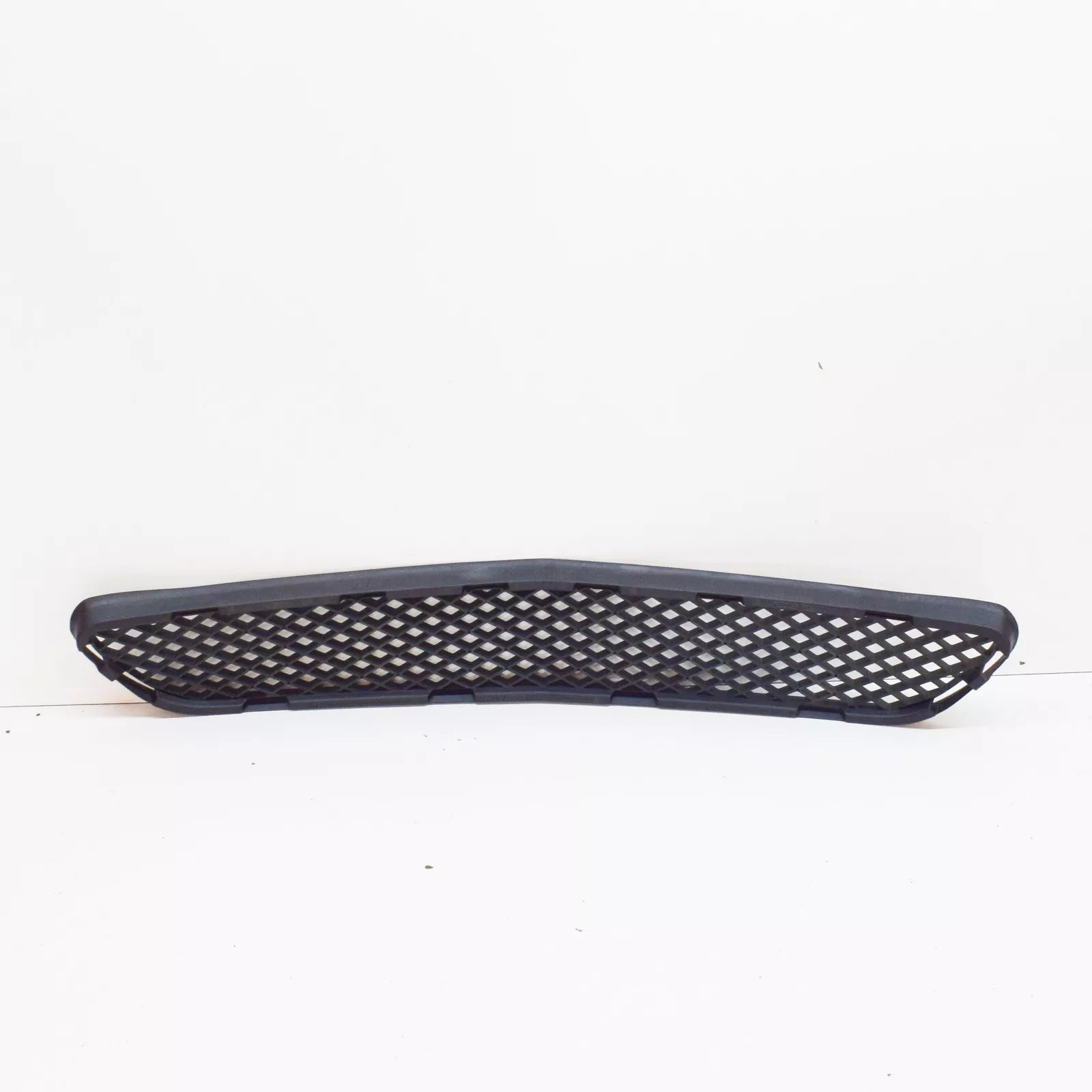 NEW MERCEDES-BENZ SL R230 FRONT BUMPER CENTER GRILLE COVER A2308850523 ORIGINAL