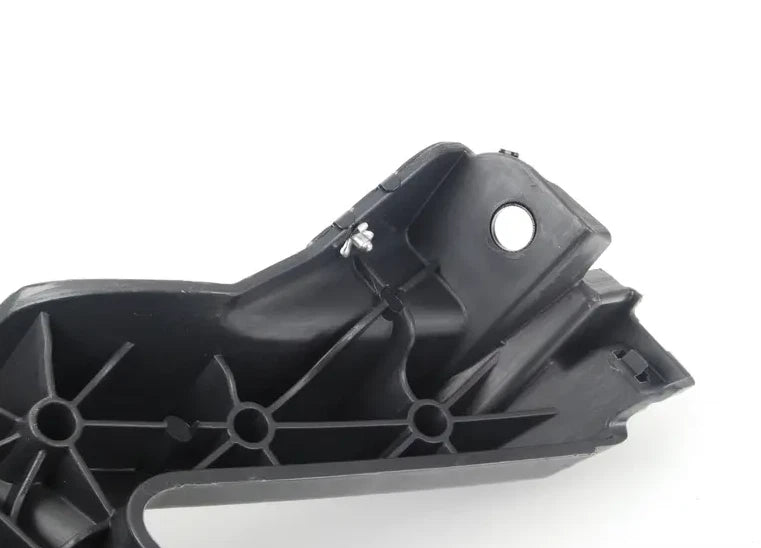 NEW MERCEDES-BENZ C W204 AMG FRONT BUMPER RIGHT MOUNTING A2048854865 ORIGINAL