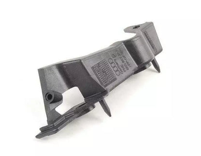 NEW AUDI A4 B8 FRONT BUMPER RIGHT GUIDE SECTION 8K0807284 ORIGINAL