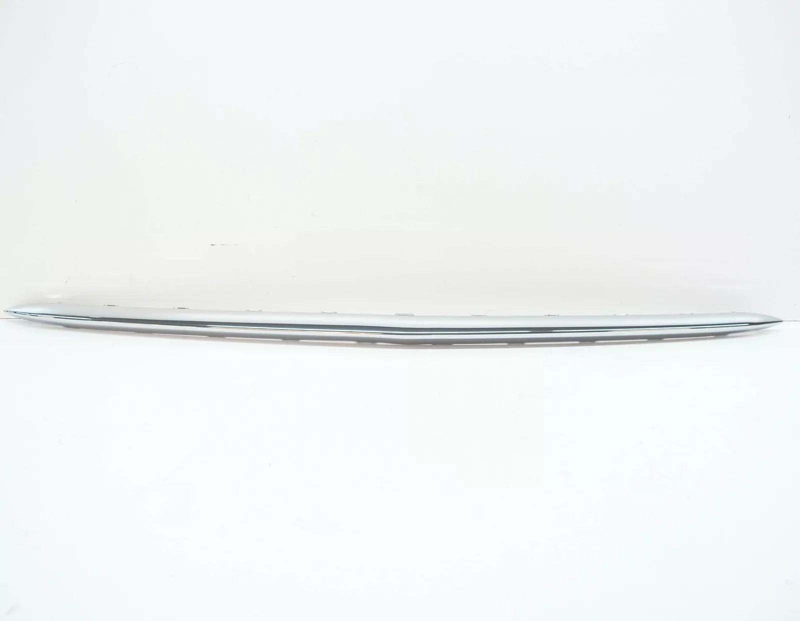 NEW MB VITO W447 AMG FRONT BUMPER BOTTOM CENTER MOLDING A44788516007F24