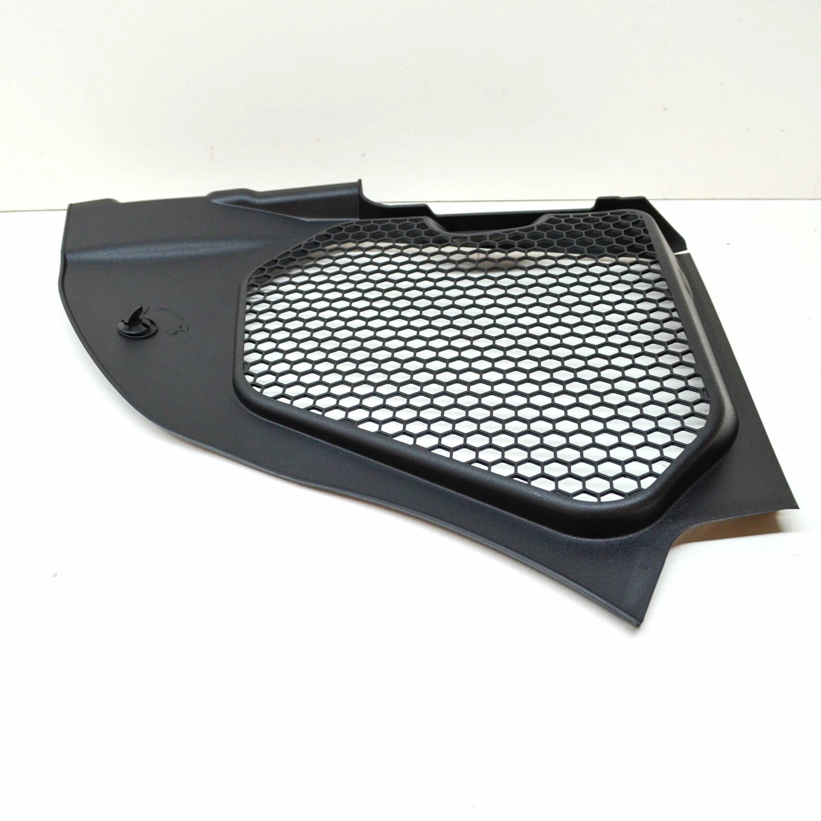 NEW BMW 7 G11 G12 FRONT OUTER WINDSHIELD COWL COVER PANEL PART 7357240 ORIGINAL