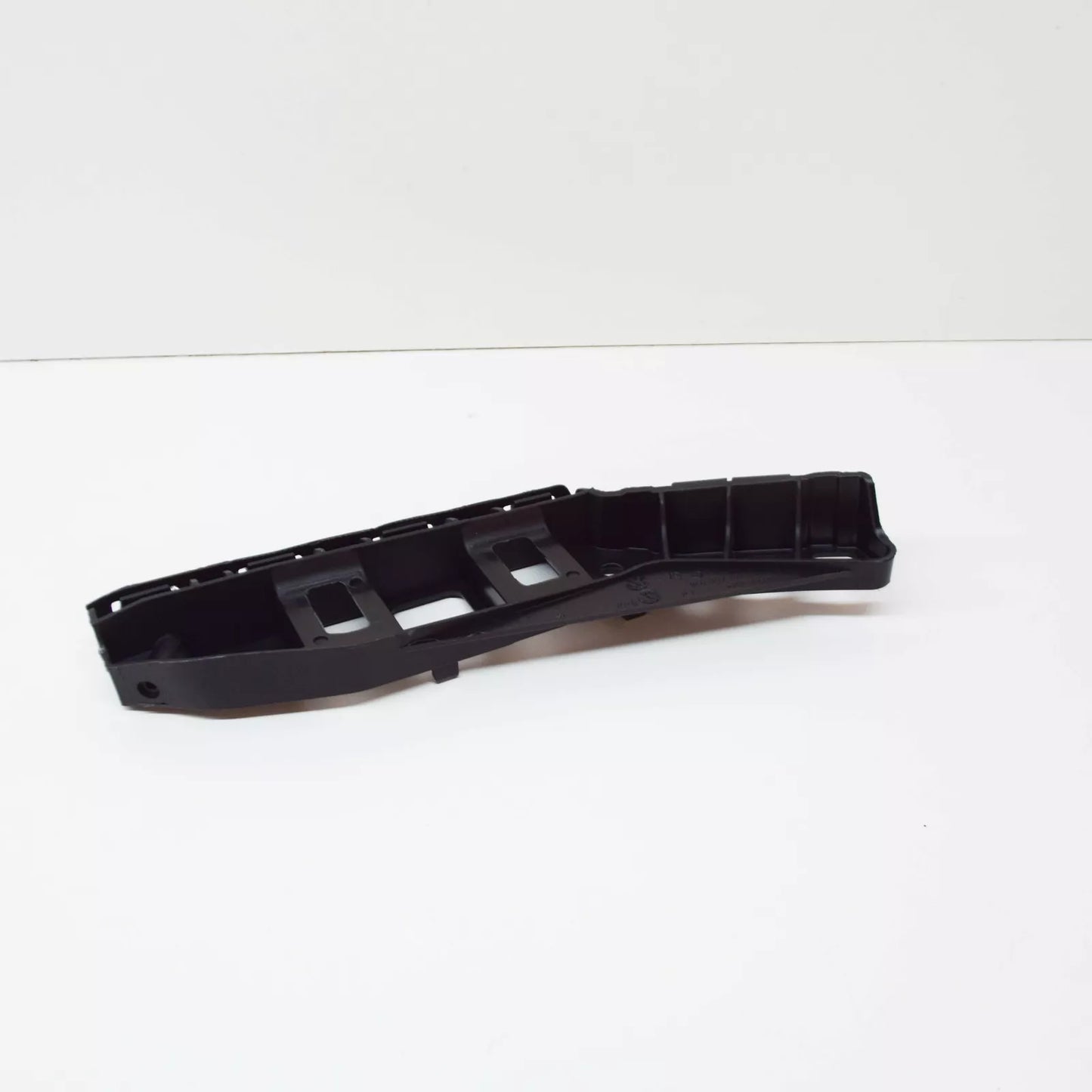 NEW VW SCIROCCO MK3 FRONT BUMPER RIGHT SIDE GUIDE PROFILE 1K8807184B ORIGINAL