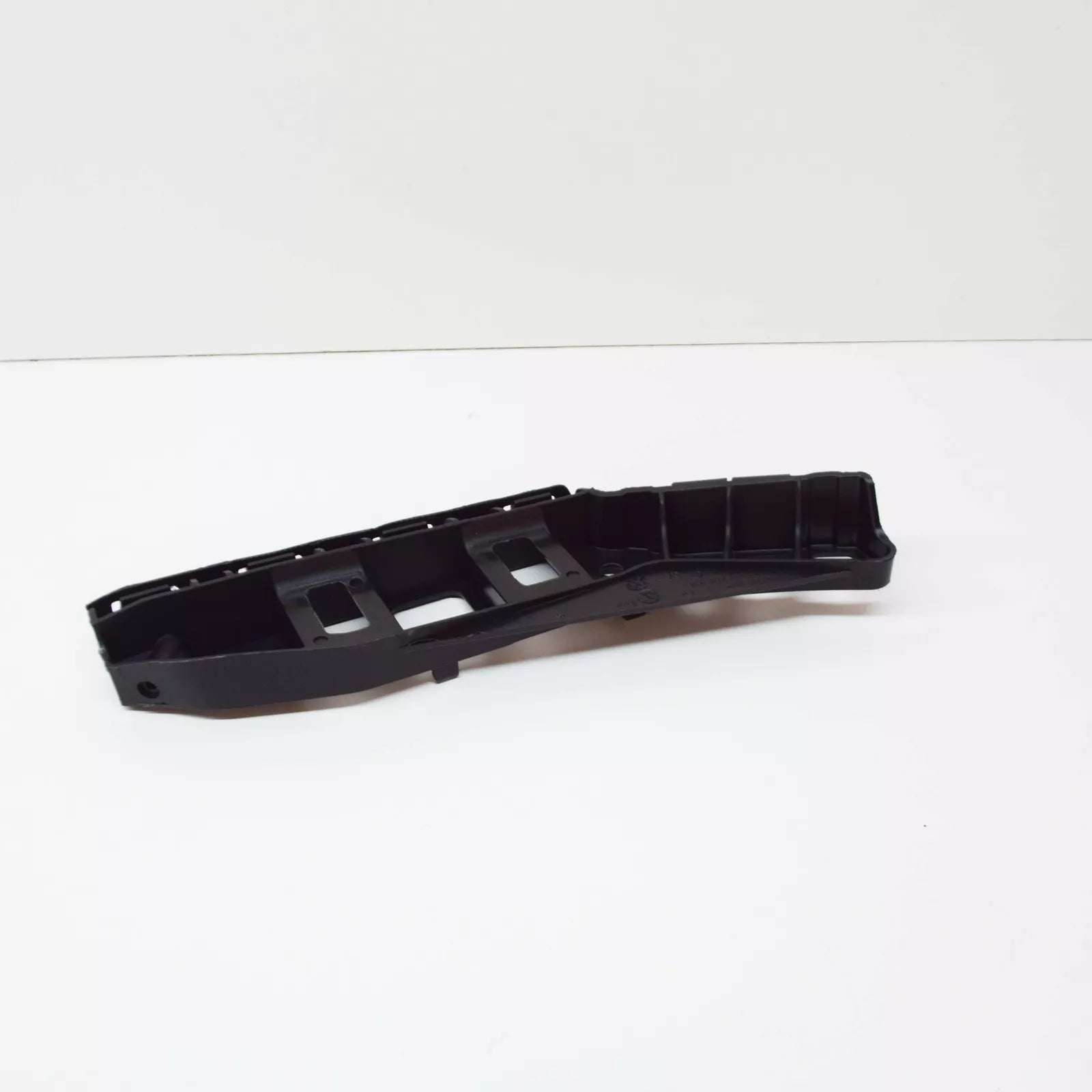 NEW VW SCIROCCO MK3 FRONT BUMPER RIGHT SIDE GUIDE PROFILE 1K8807184B ORIGINAL