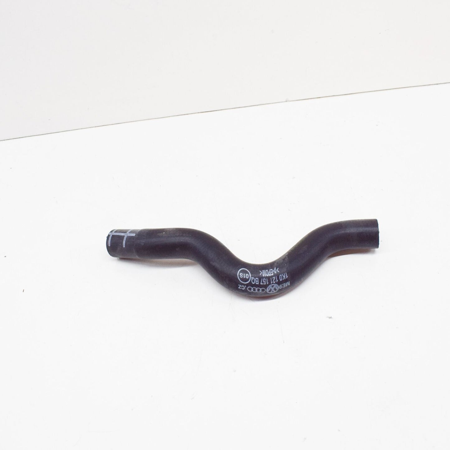 NEW AUDI A3 SPORTBACK 8P ENGINE COOLANT HOSE 1K0121157BQ ORIGINAL