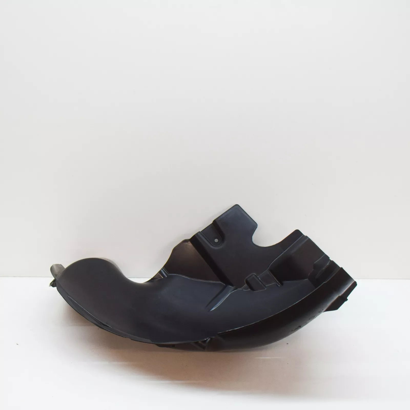 NEW MB SPRINTER 906 FRONT RIGHT WHEEL ARCH LINER FRONT PART A9066841777