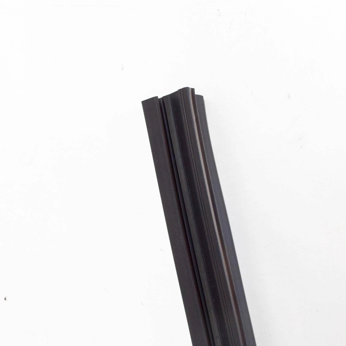 NEW MERCEDES-BENZ E W213 FRONT RADIATOR GRILLE UPPER SEAL A2136280900 ORIGINAL