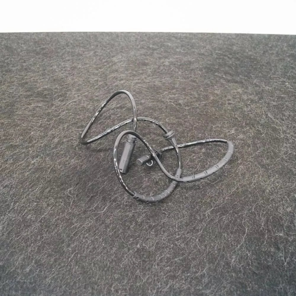 NEW BMW X5 F15 REAR RIGHT ABS SENSOR 34526771777 ORIGINAL