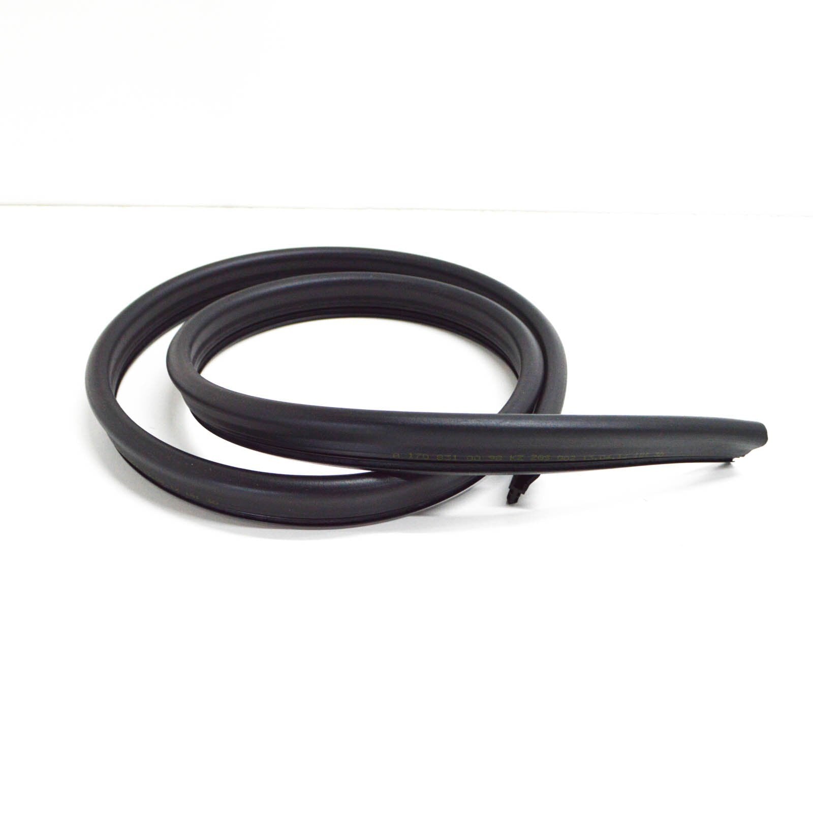 NEW MERCEDES-BENZ SLK R170 FRONT WINDSHIELD COWL RUBBER SEAL A1708310098