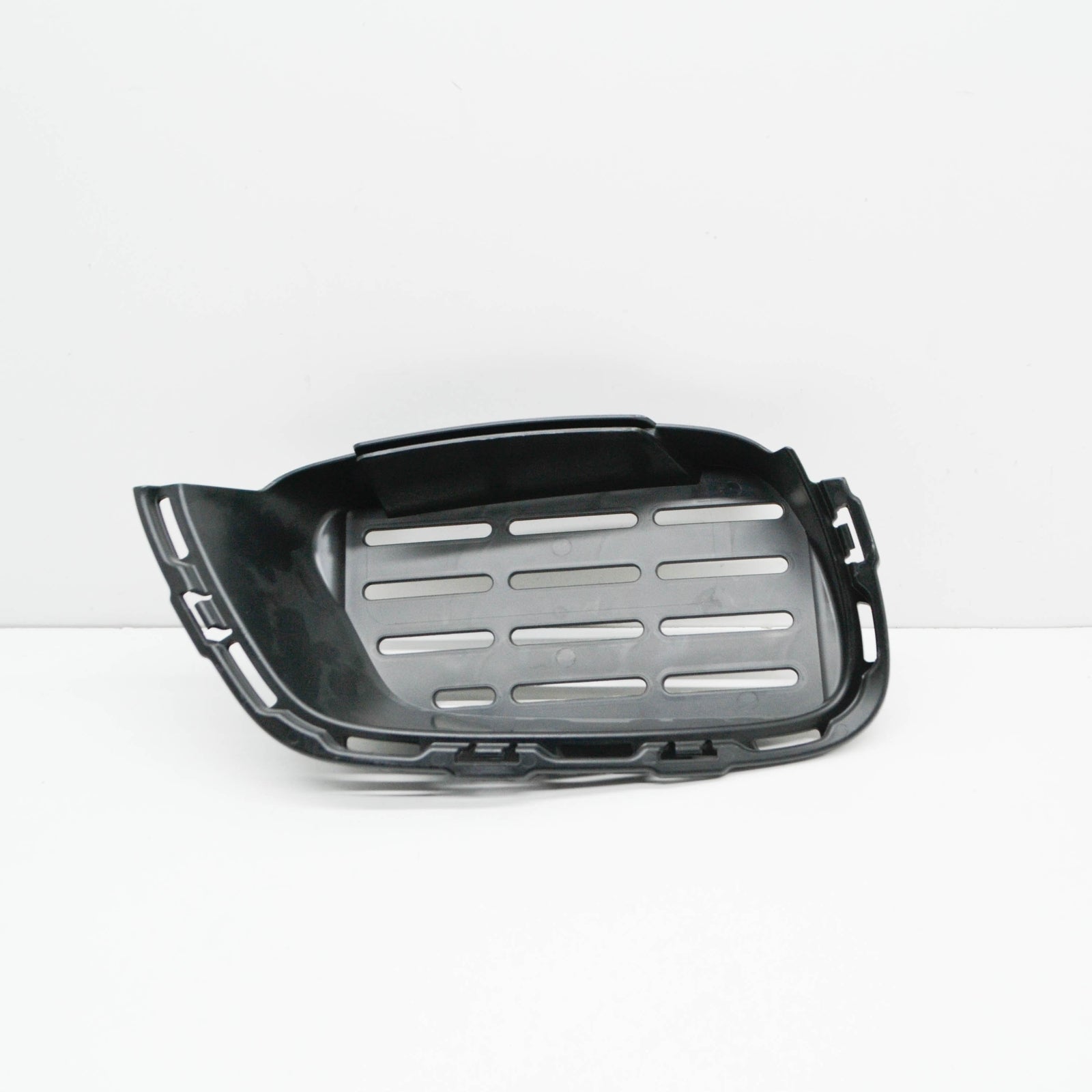 NEW MERCEDES-BENZ S W222 AMG FRONT LEFT AIR DUCT SEGMENT A2228852702 ORIGINAL