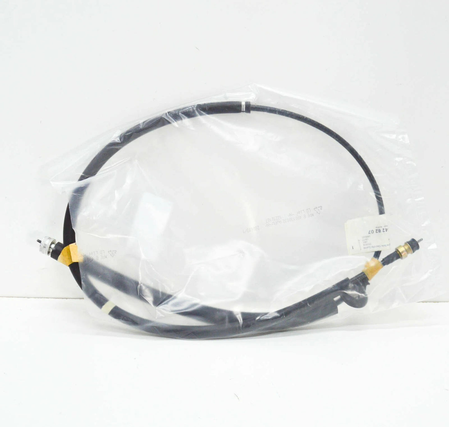 NEW MB SALOON W123 SPEEDOMETER FLEXIBLE SHAFT CABLE A1235428207