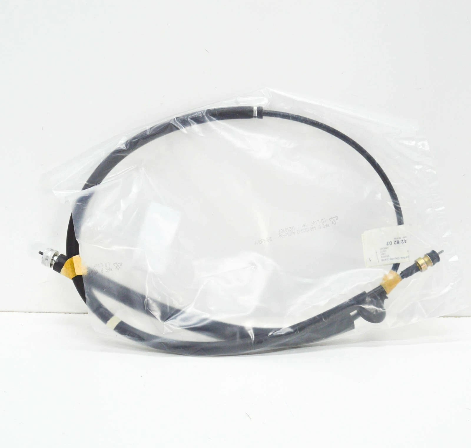 NEW MB SALOON W123 SPEEDOMETER FLEXIBLE SHAFT CABLE A1235428207