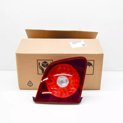NEW VW PHAETON 3D REAR LEFT INNER TAILGATE TAILLIGHT 3D0945093B ORIGINAL