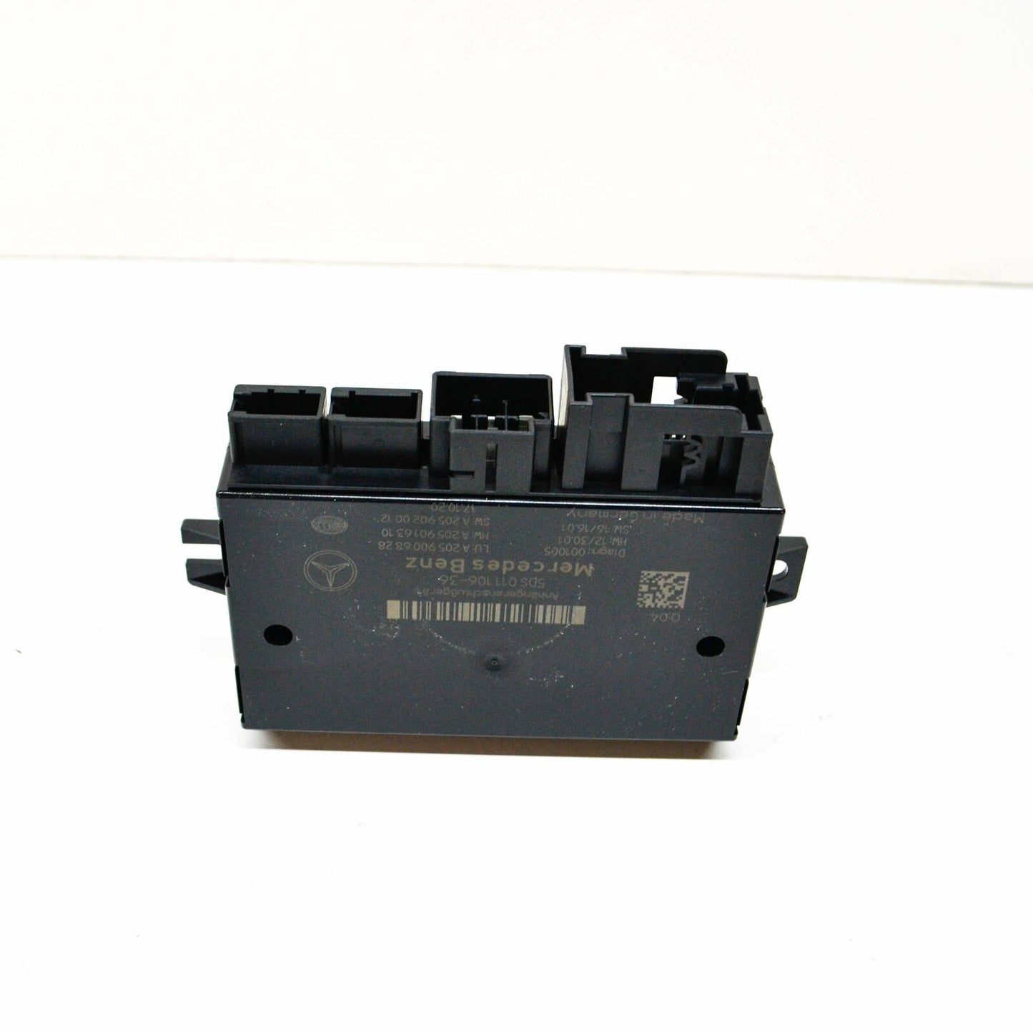 NEW MERCEDES-BENZ C W205 TOW HOOK CONTROL UNIT A2059006828 ORIGINAL