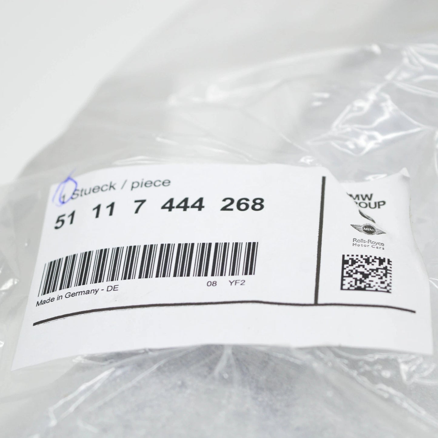 NEW BMW M8 GRAN COUPE G16 FRONT AIR INLET MIDDLE GRILLE 51117444268 ORIGINAL