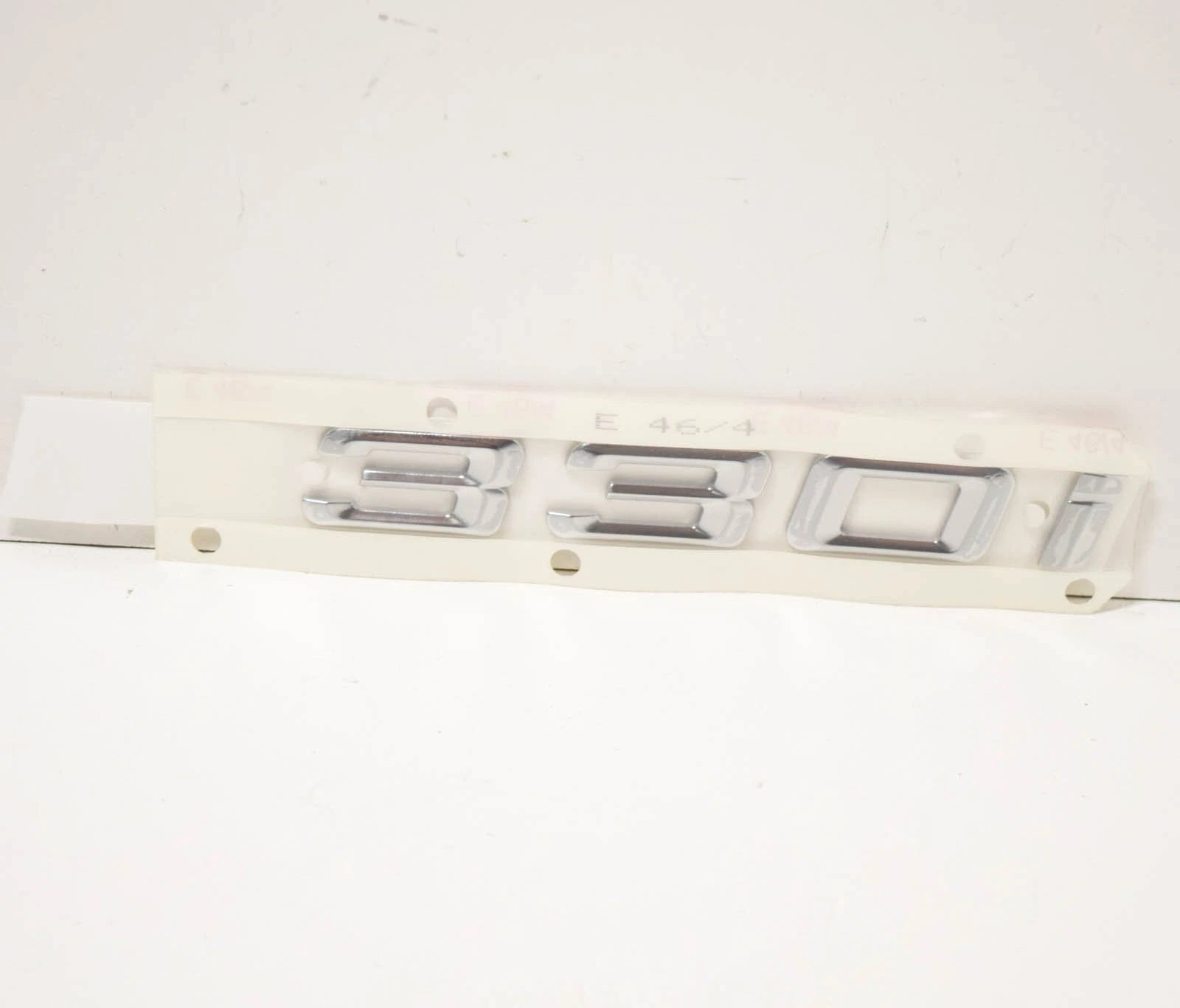 NEW BMW E46 TRUNK LID CHROME 330I EMBLEM BADGE LOGO SIGN 7000494 51147000494
