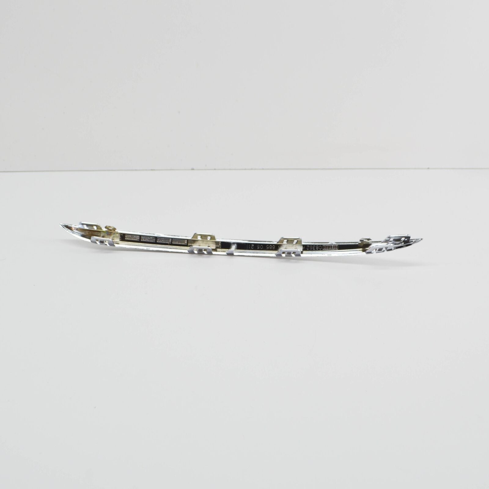 NEW MERCEDES-BENZ C W205 RIGHT REAR BUMPER CHROME TRIM A2058850621 ORIGINAL