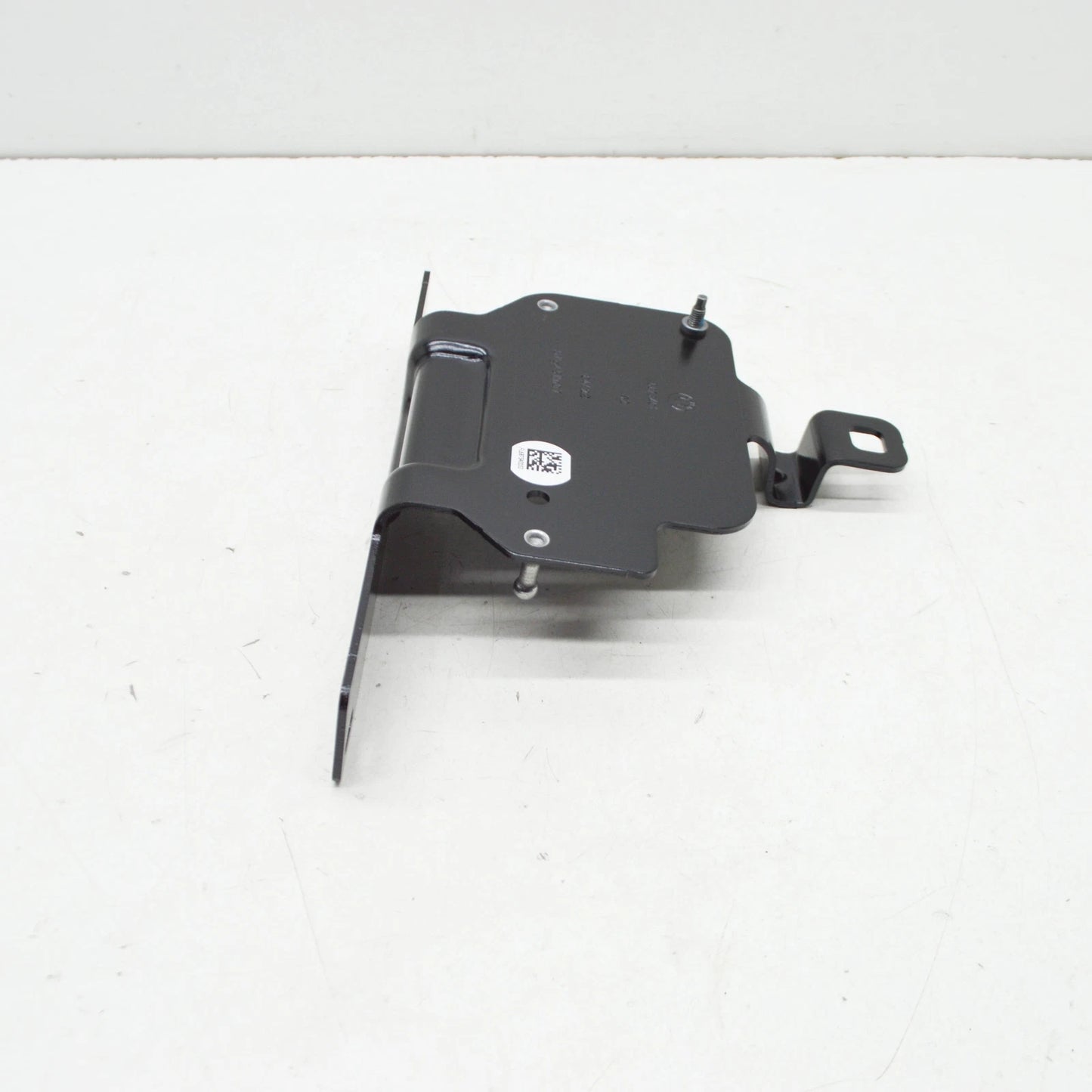 NEW BMW 5 G30 FRONT RADAR SENSOR BRACKET 66316873401 ORIGINAL