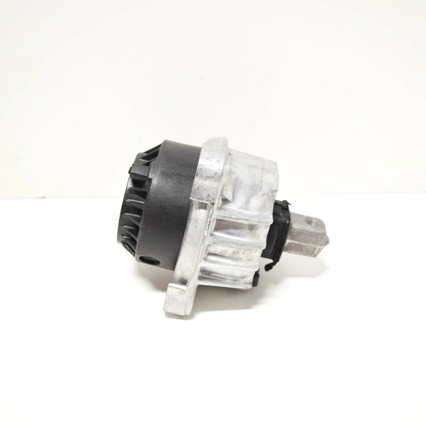 NEW BMW 5 GRAN TURISMO F07 RIGHT SIDE ENGINE MOUNT 22116777382 ORIGINAL