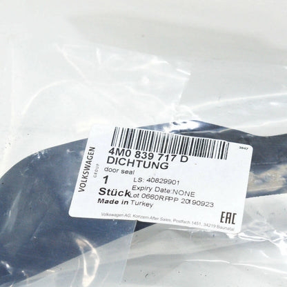NEW AUDI Q7 4M REAR LEFT DOOR SEALING RUBBER 4M0839717D