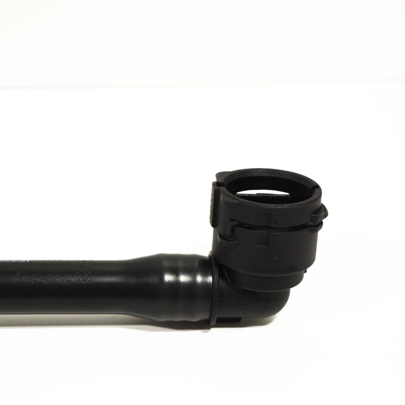 NEW MERCEDES BENZ C W205 WATER COOLANT PIPE HOSE A2055002500 ORIGINAL