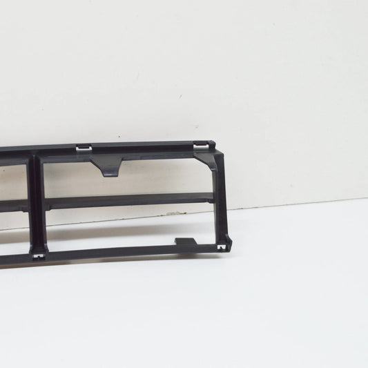 NEW BMW 5 E39 FRONT BUMPER LOWER CENTER GRILLE 51118235671 ORIGINAL
