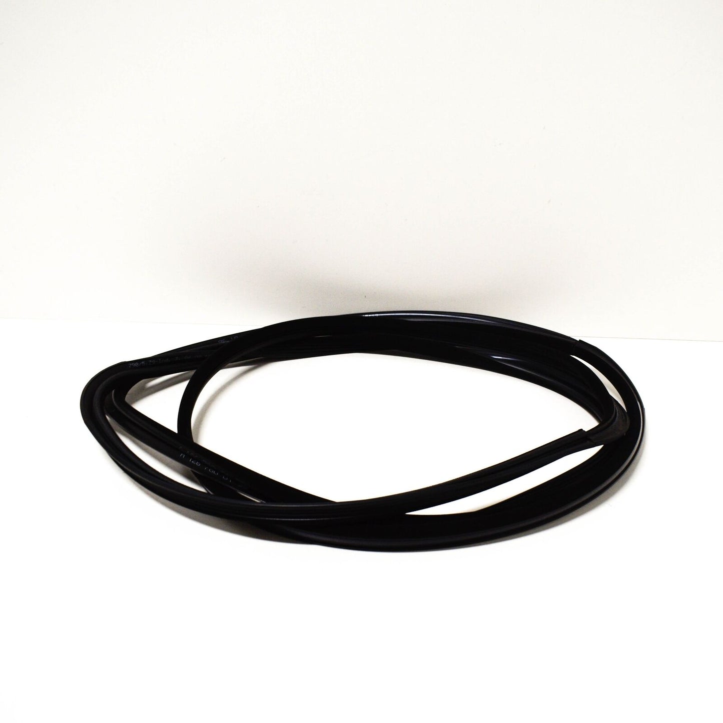 NEW MERCEDES BENZ S W126 SUNROOF PANEL SEAL A1267800198 ORIGINAL