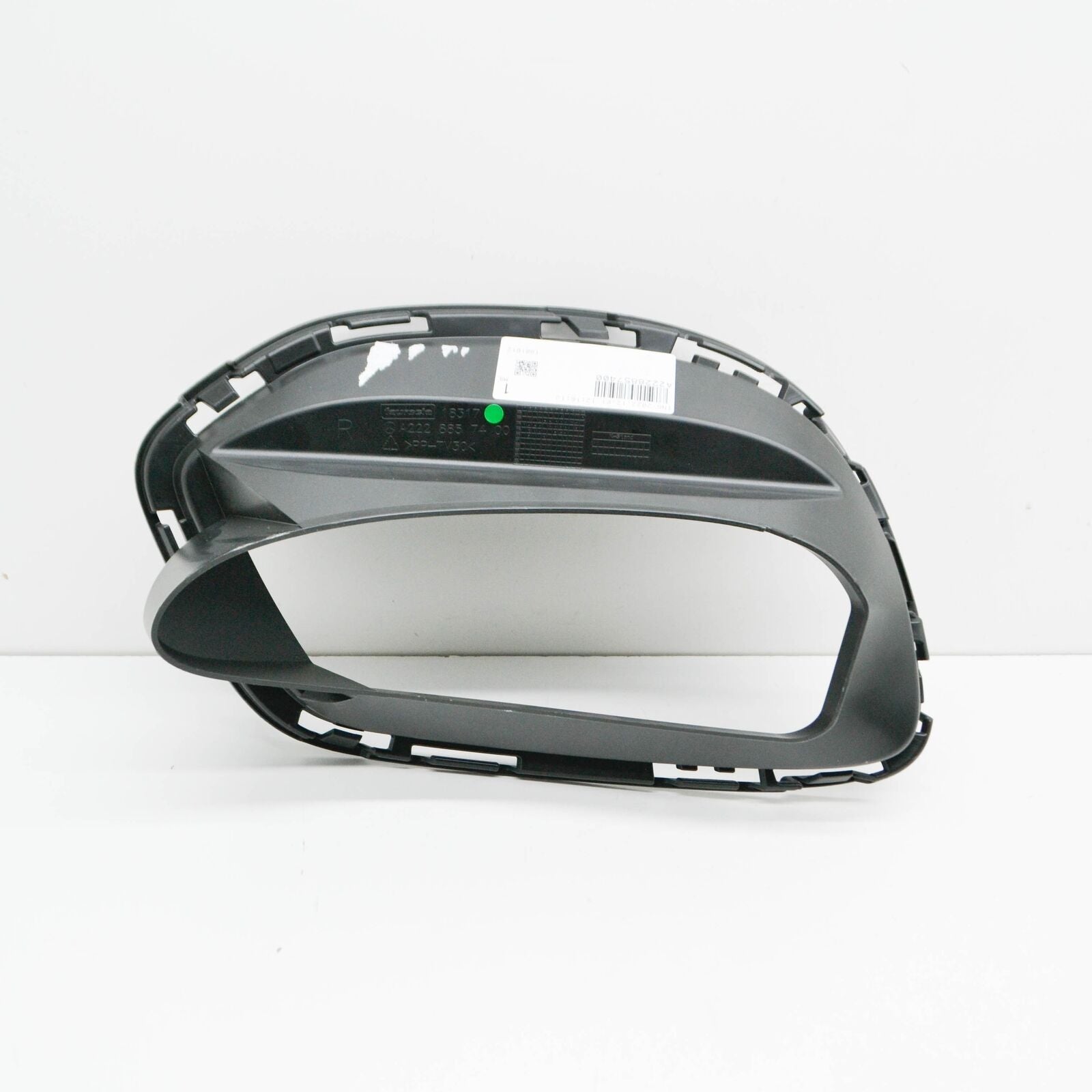 NEW MERCEDES-BENZ S W222 S560 FRONT RIGHT AIR DUCT SEGMENT A2228857400 ORIGINAL