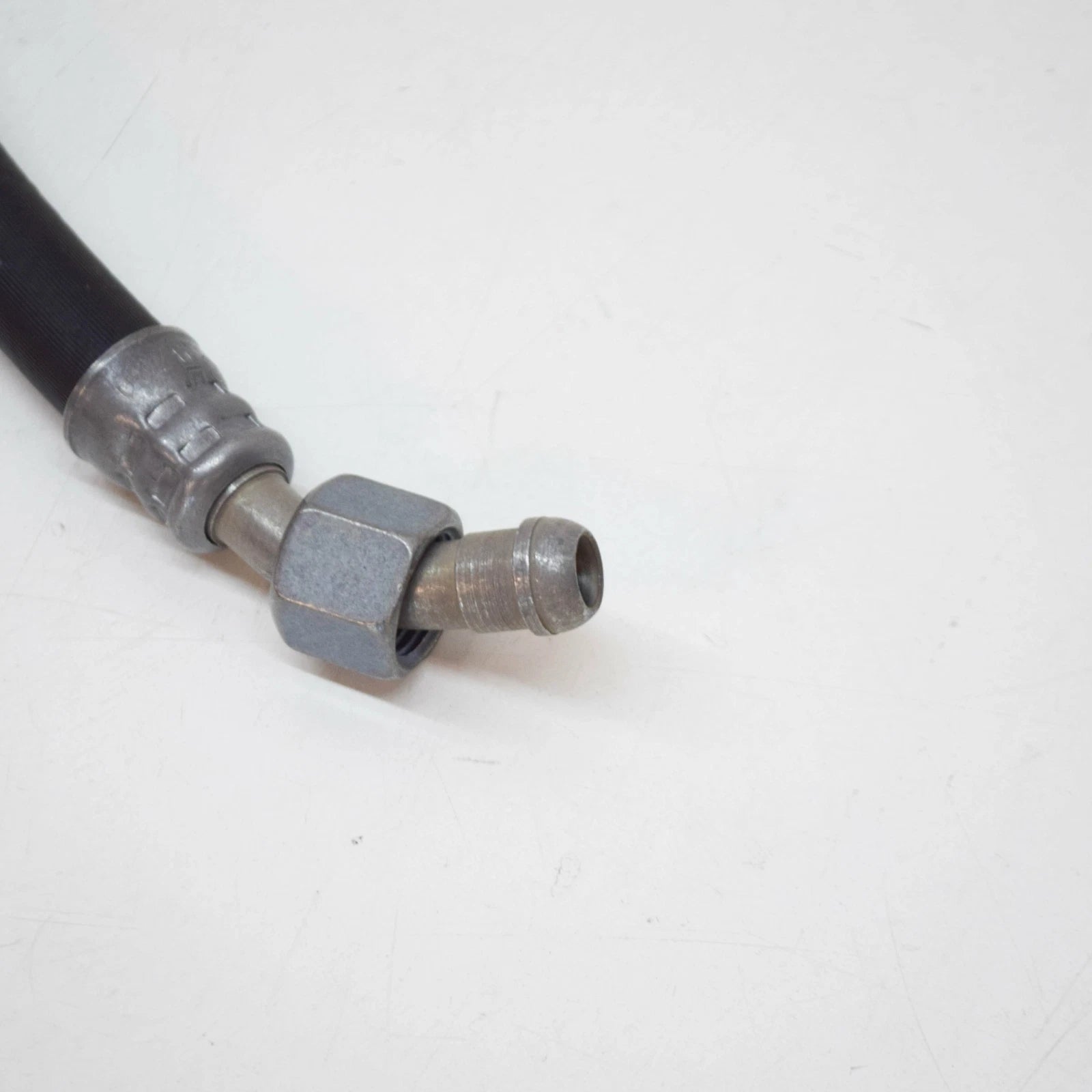 NEW MERCEDES-BENZ E W211 LEFT OIL LINE A2112700296