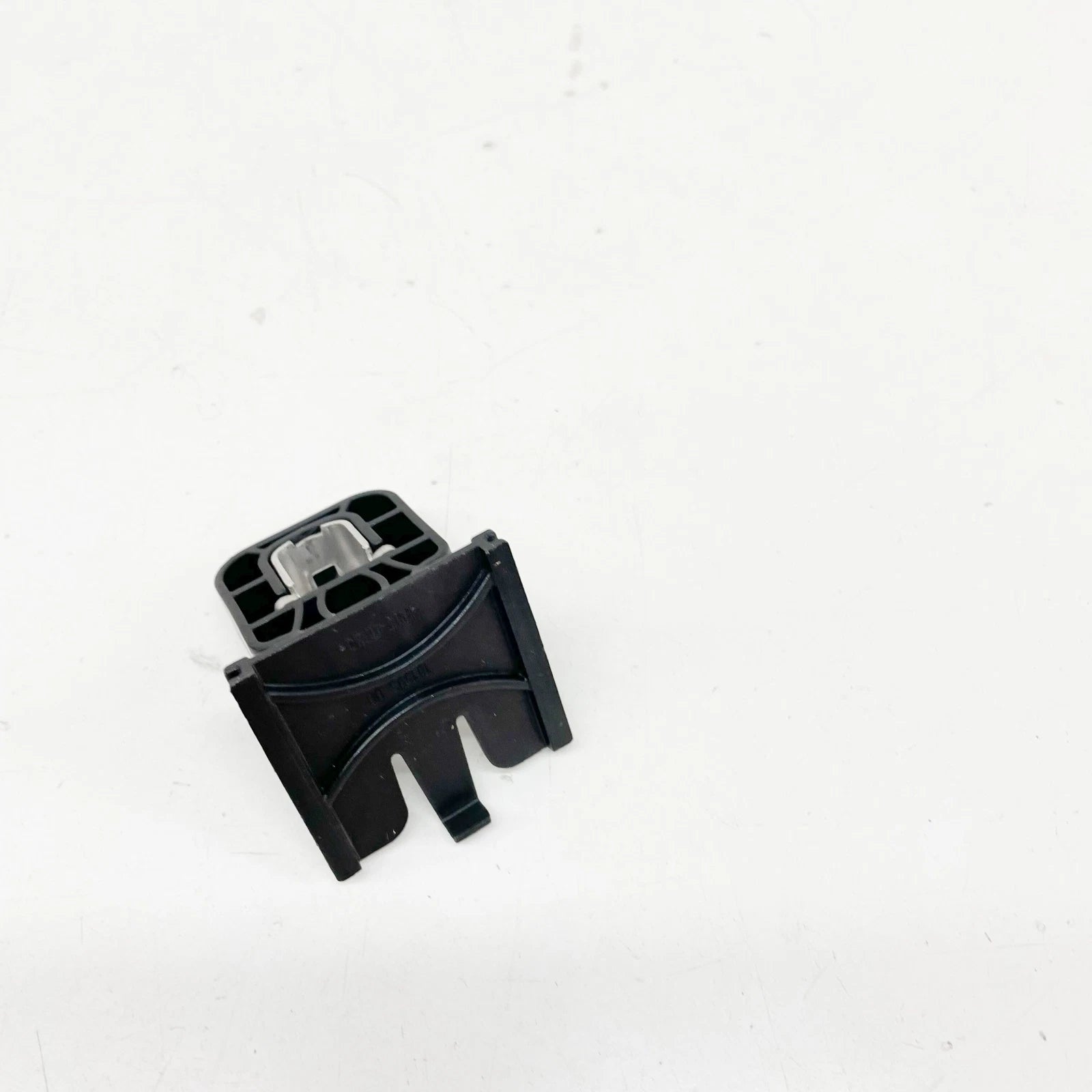 NEW AUDI A3 8V HEADLIGHT REAR OUTER BRACKET 8V0941453 ORIGINAL