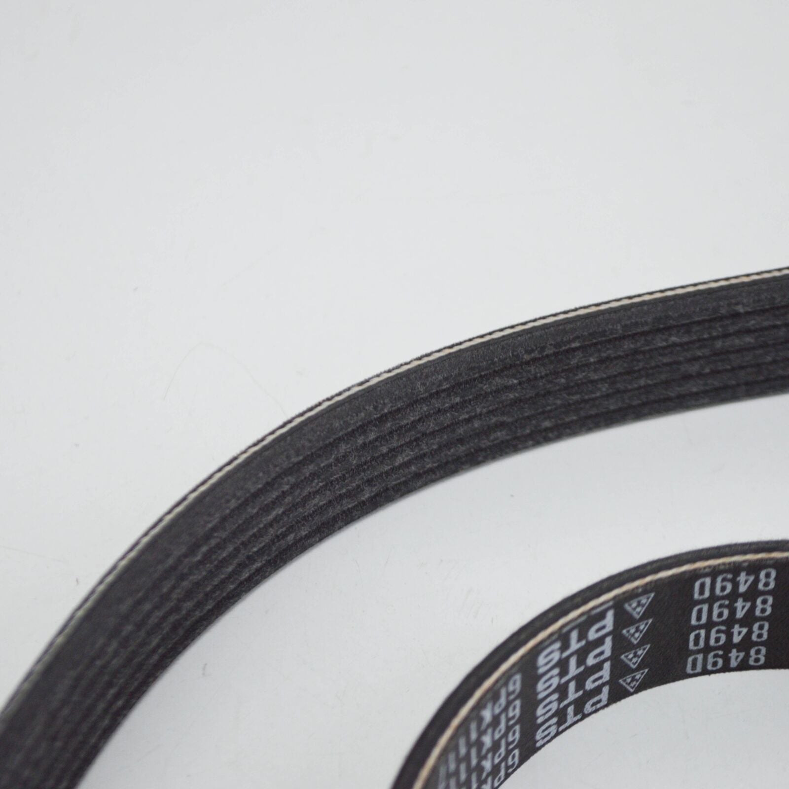 NEW AUDI A3 8P ACCESSORY DRIVE BELT 06J260849D ORIGINAL