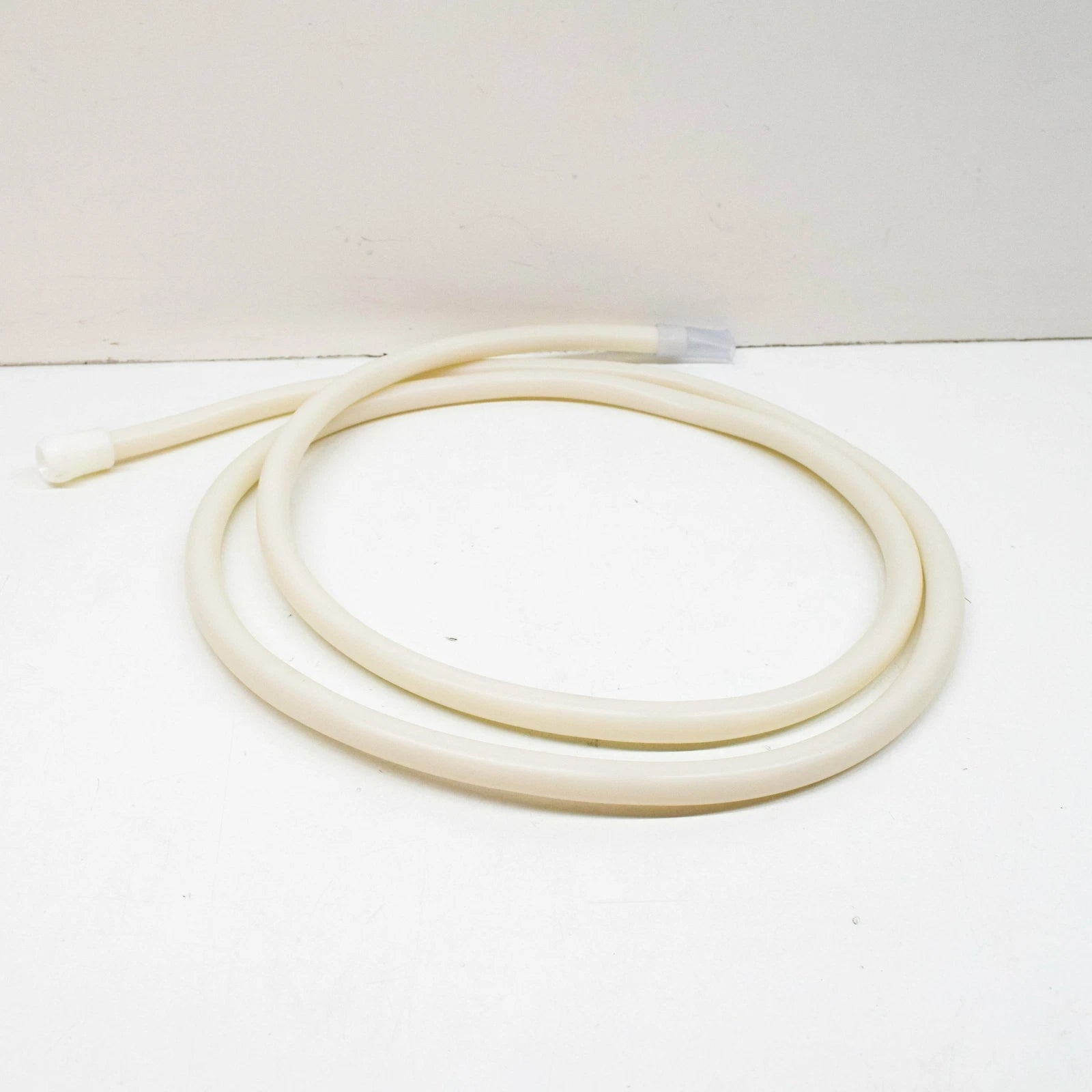 NEW VOLKSWAGEN GOLF MK7 WATER DRAINAGE HOSE 5G0877228 ORIGINAL