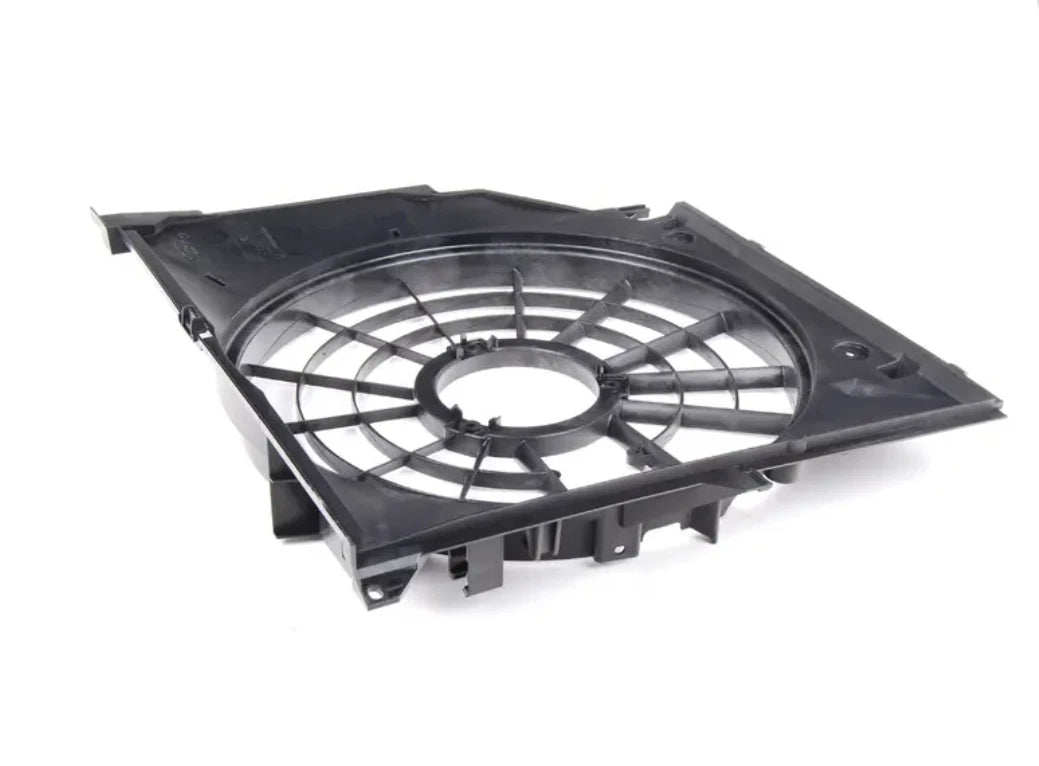 NEW BMW 3 E46 RADIATOR FAN SHROUD 17117511168 7511168 ORIGINAL
