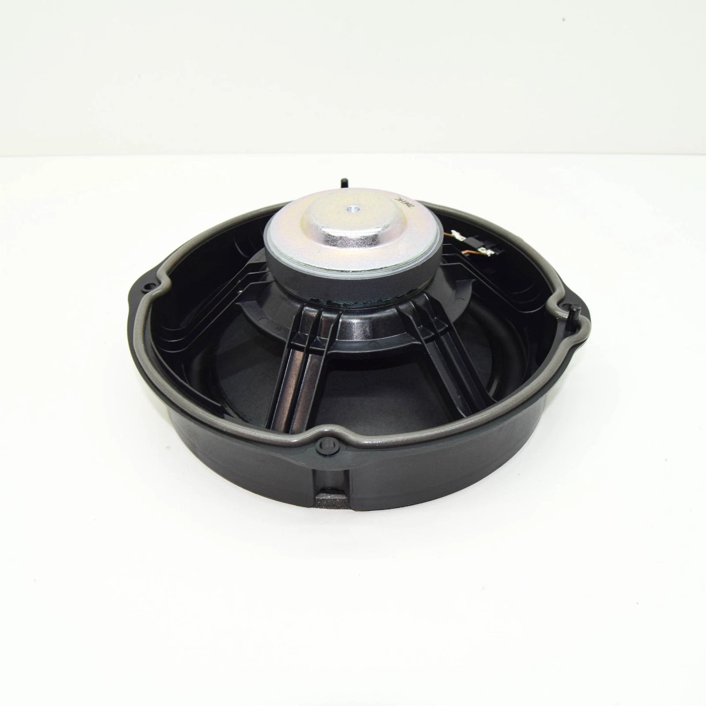 NEW AUDI Q2 GA FRONT LEFT DOOR BASS LOUDSPEAKER 83A035415B ORIGINAL