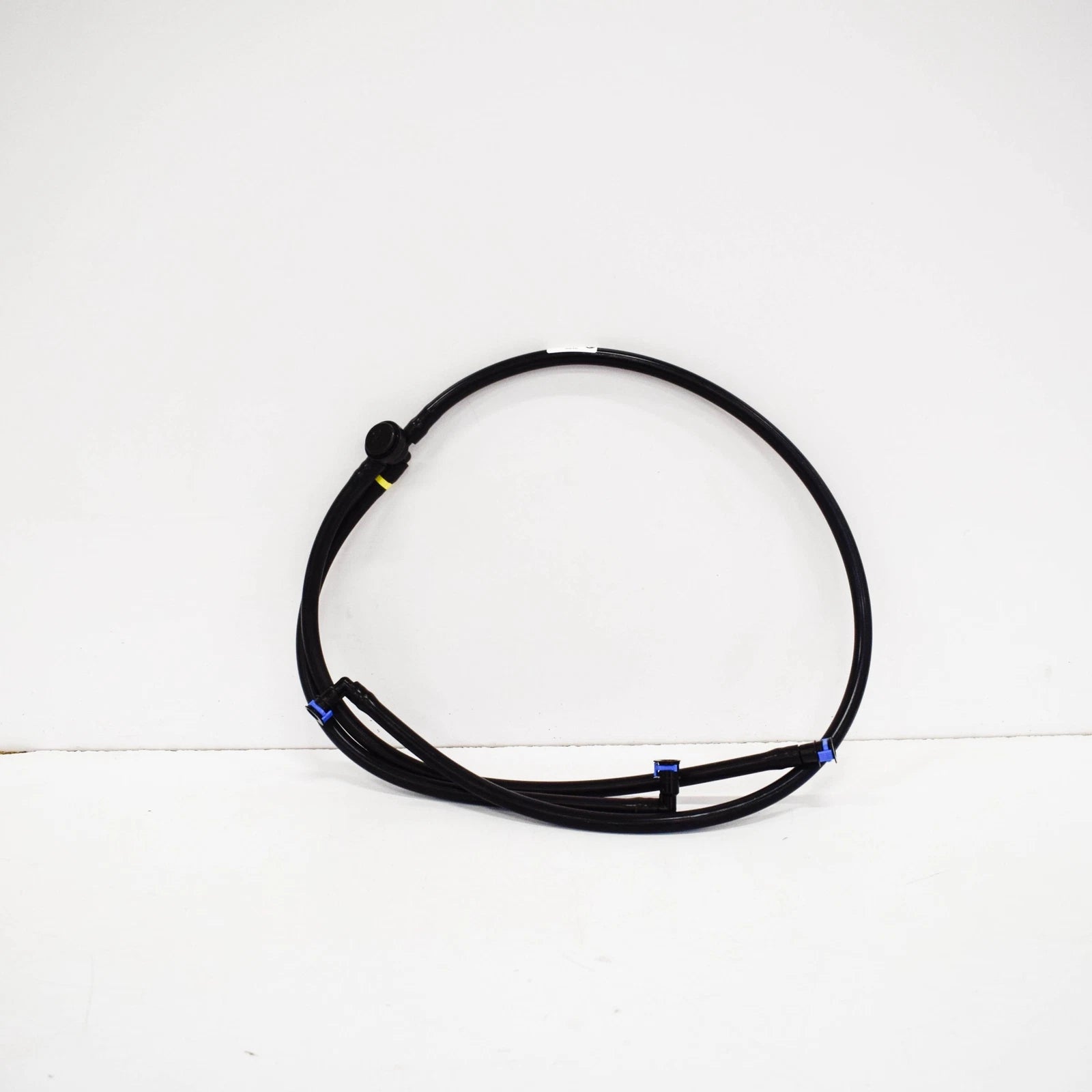 NEW BMW 1 E88 FRONT HEADLIGHT WASHER HOSE LINE 61677179469 ORIGINAL