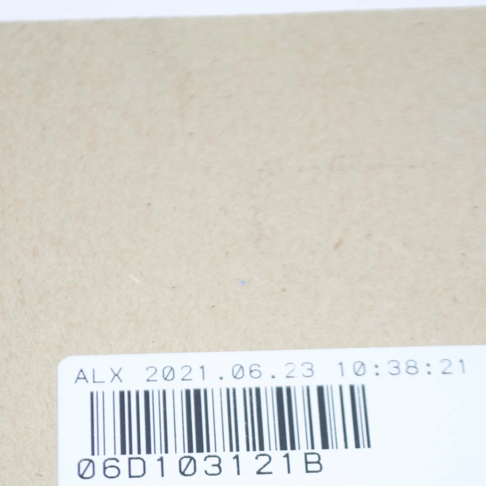 NEW AUDI A1 8X ENGINE TIMING COVER GASKET 06D103121B ORIGINAL