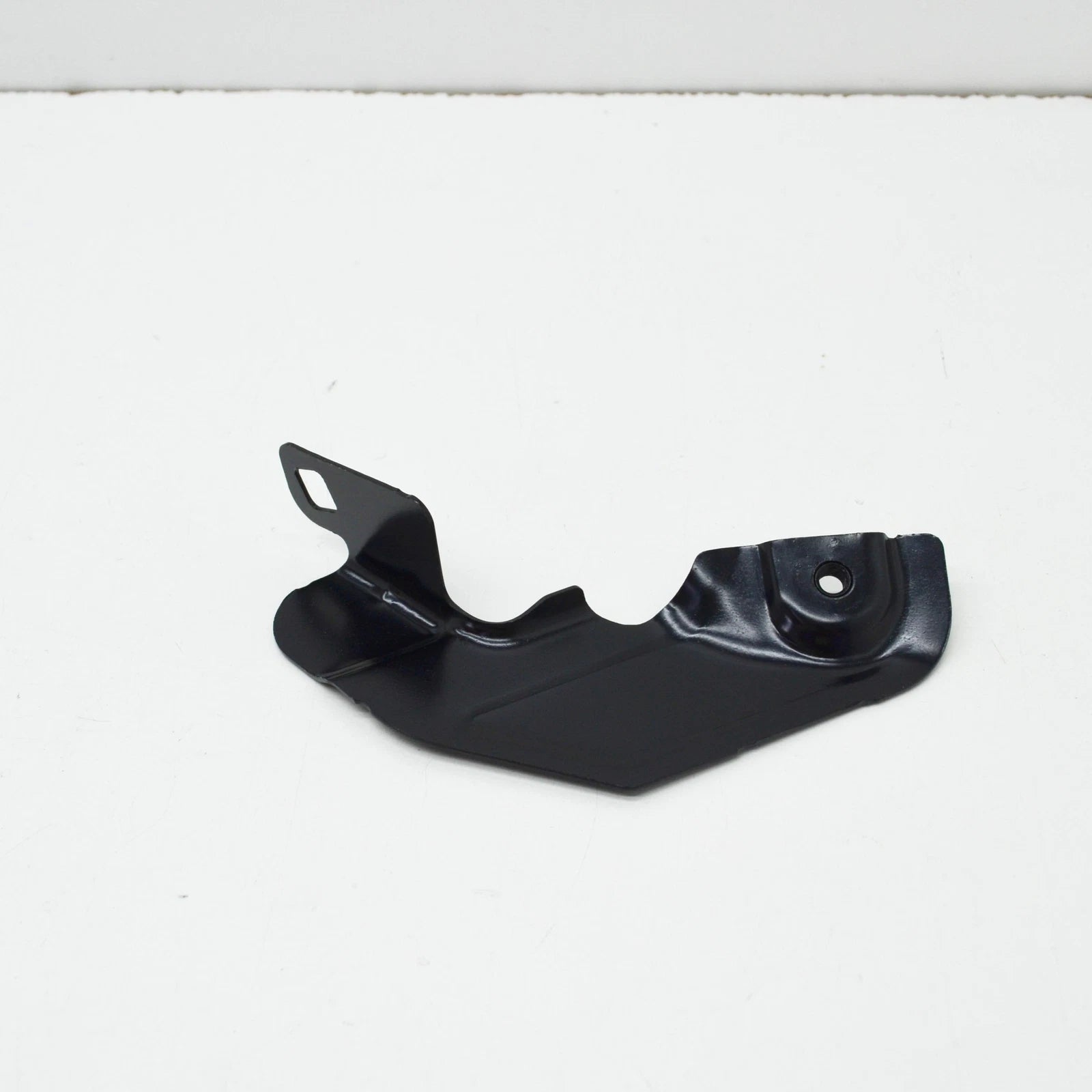 NEW BMW M4 COUPE G82 FRONT RIGHT FENDER SIDE BRACKET 41007488120 ORIGINAL
