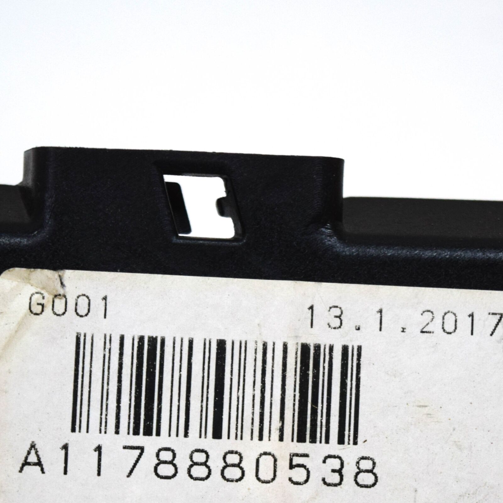 NEW MB CLA X117 FRONT RADIATOR GRILLE TOP LEFT AIR DEFLECTOR A1178880538